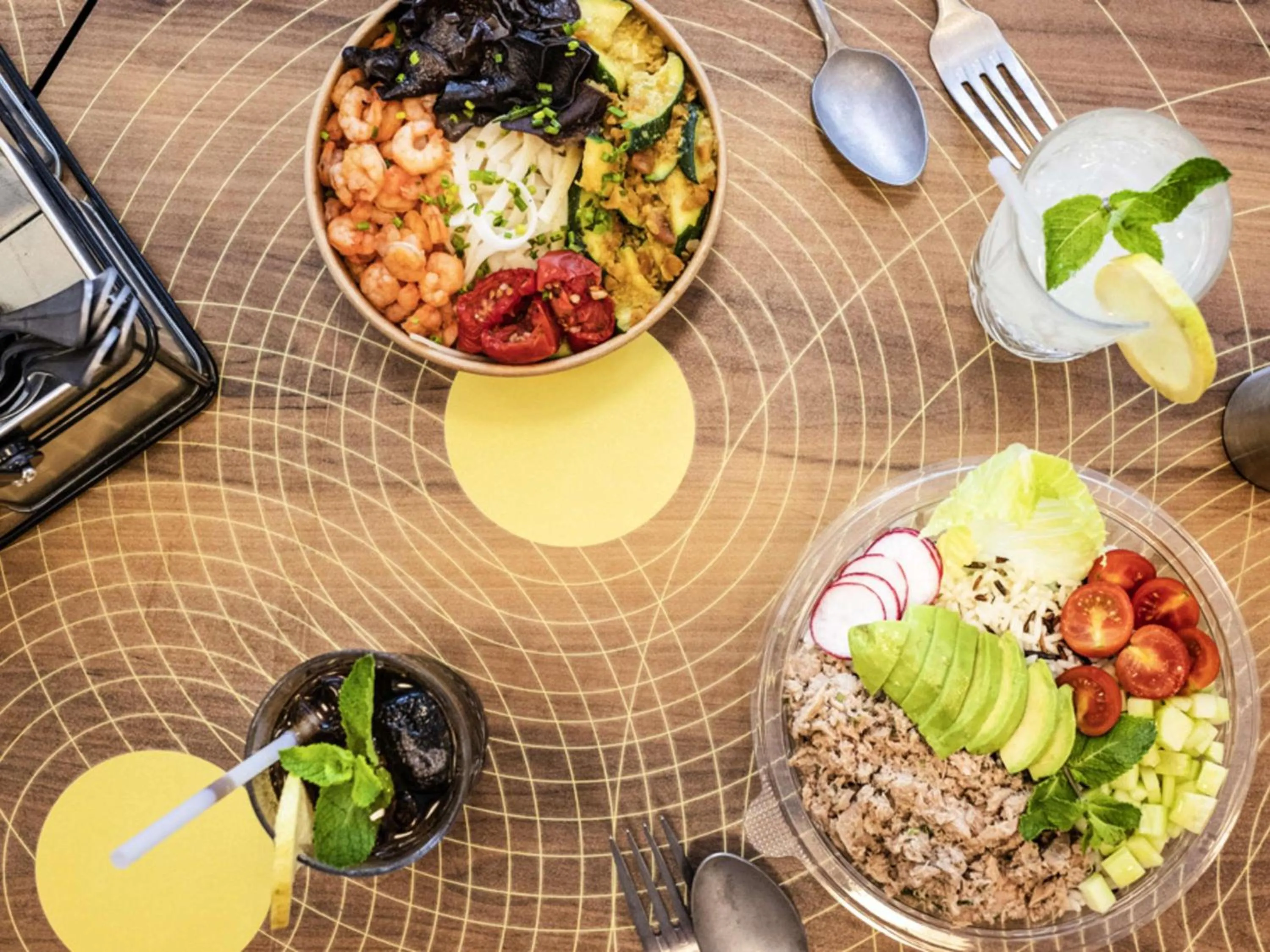 Restaurant/places to eat in ibis Styles Paris Meteor Avenue d'Italie