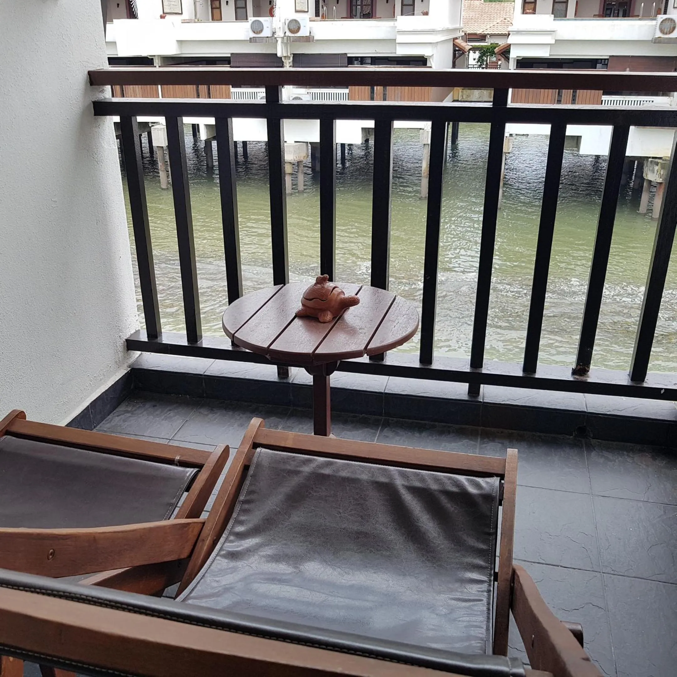 Balcony/Terrace in Tokido Private Water Chalet PD