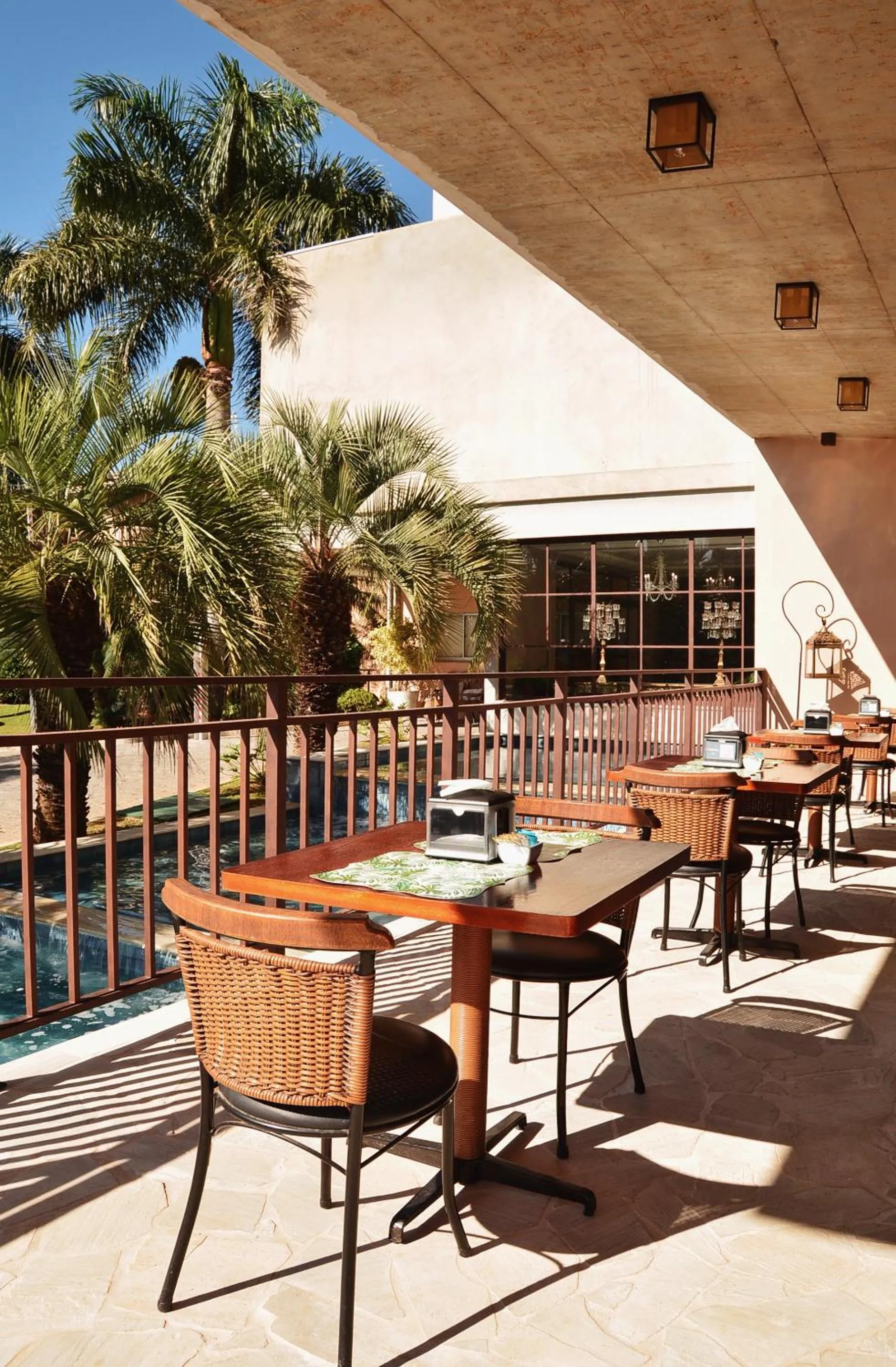 Restaurant/places to eat in Gandini Hotel