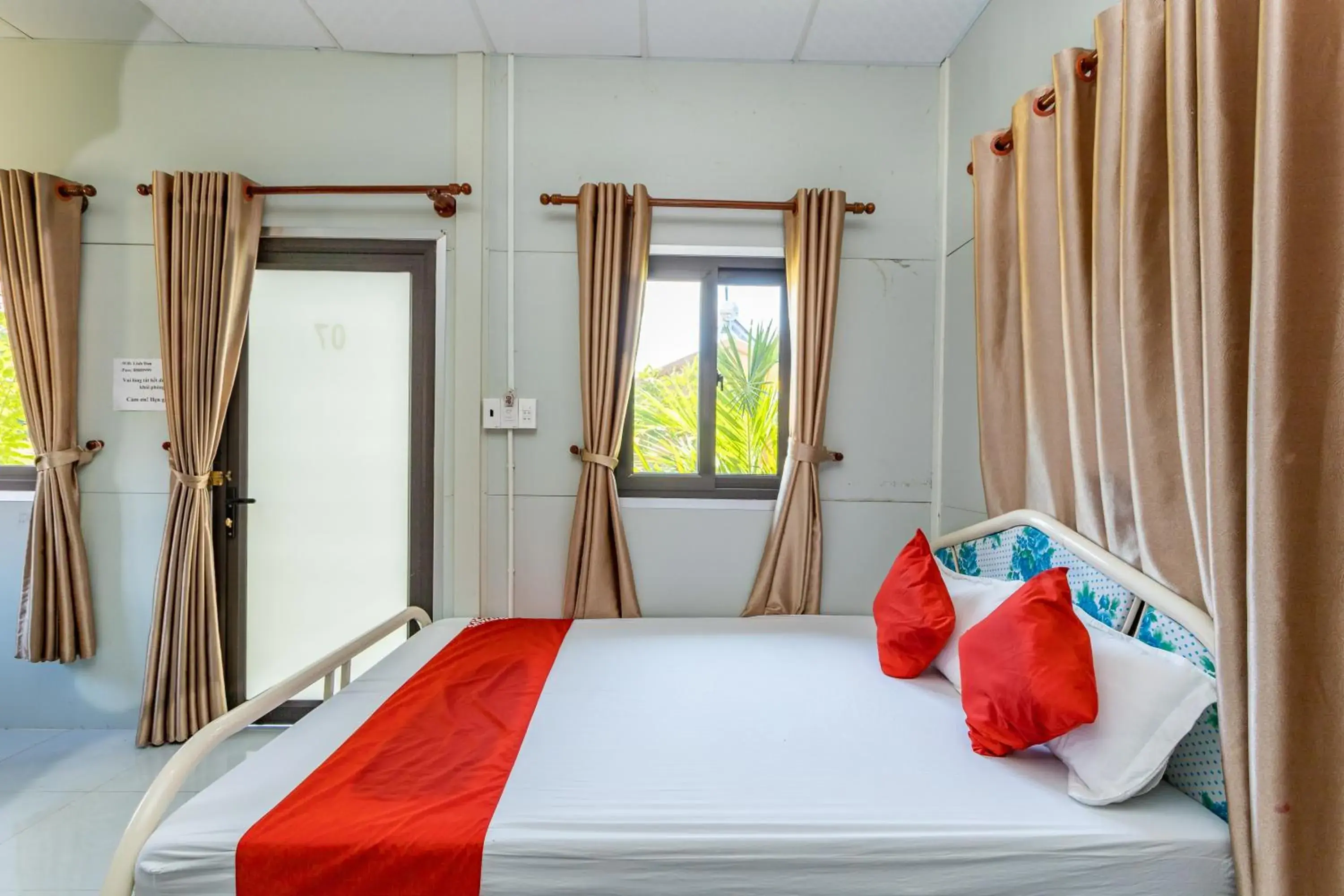 Linh Dan Bungalow Linh Dan Bungalow