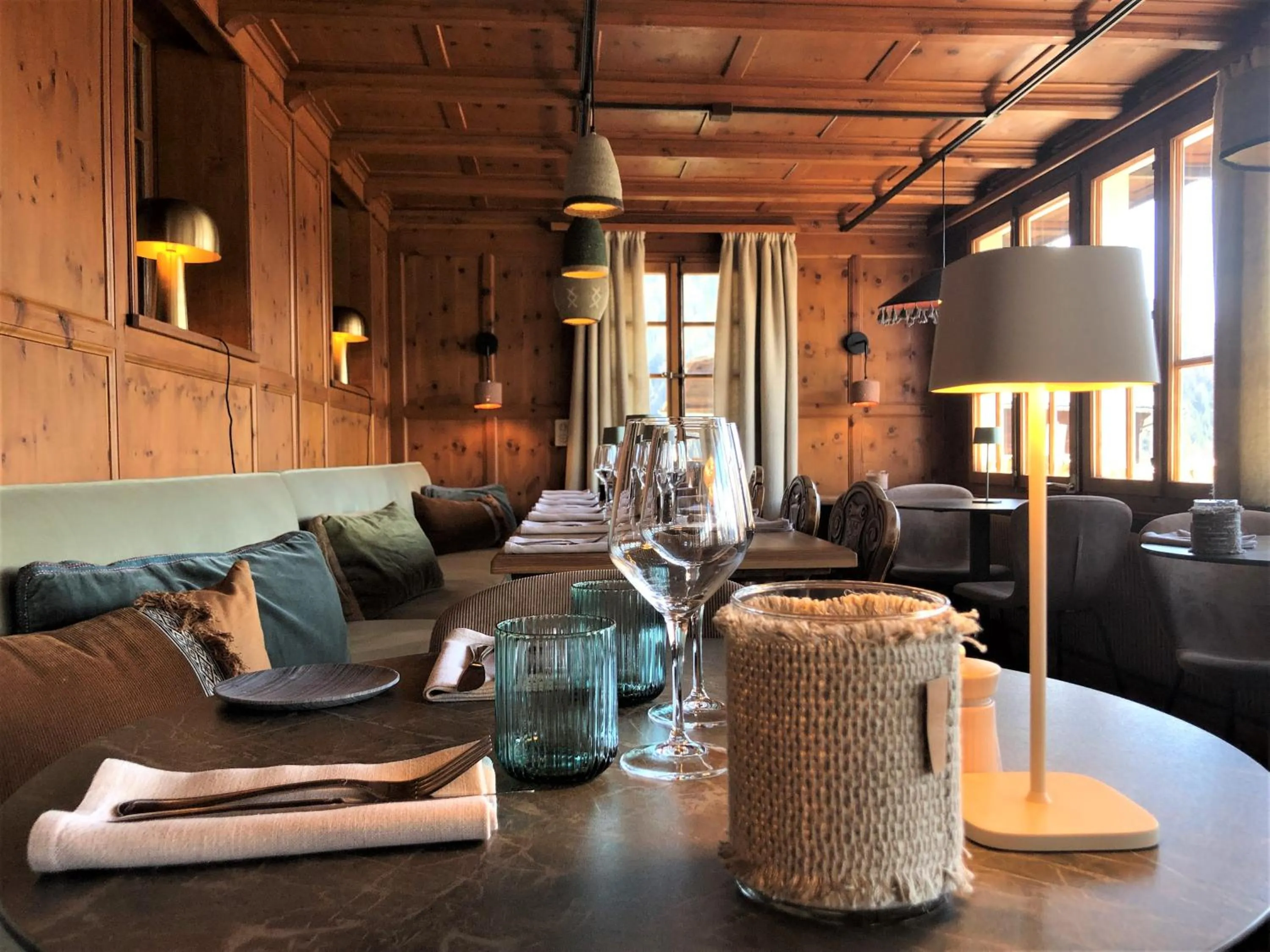 Restaurant/places to eat in Hôtel Le Grand Chalet Favre