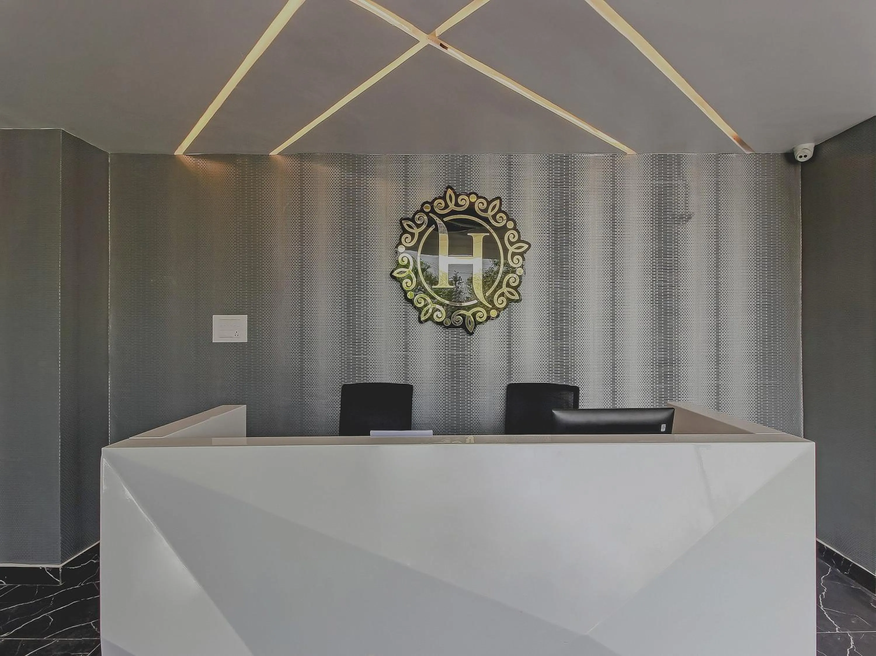 Lobby or reception in Super Capital O Hoysala Inn