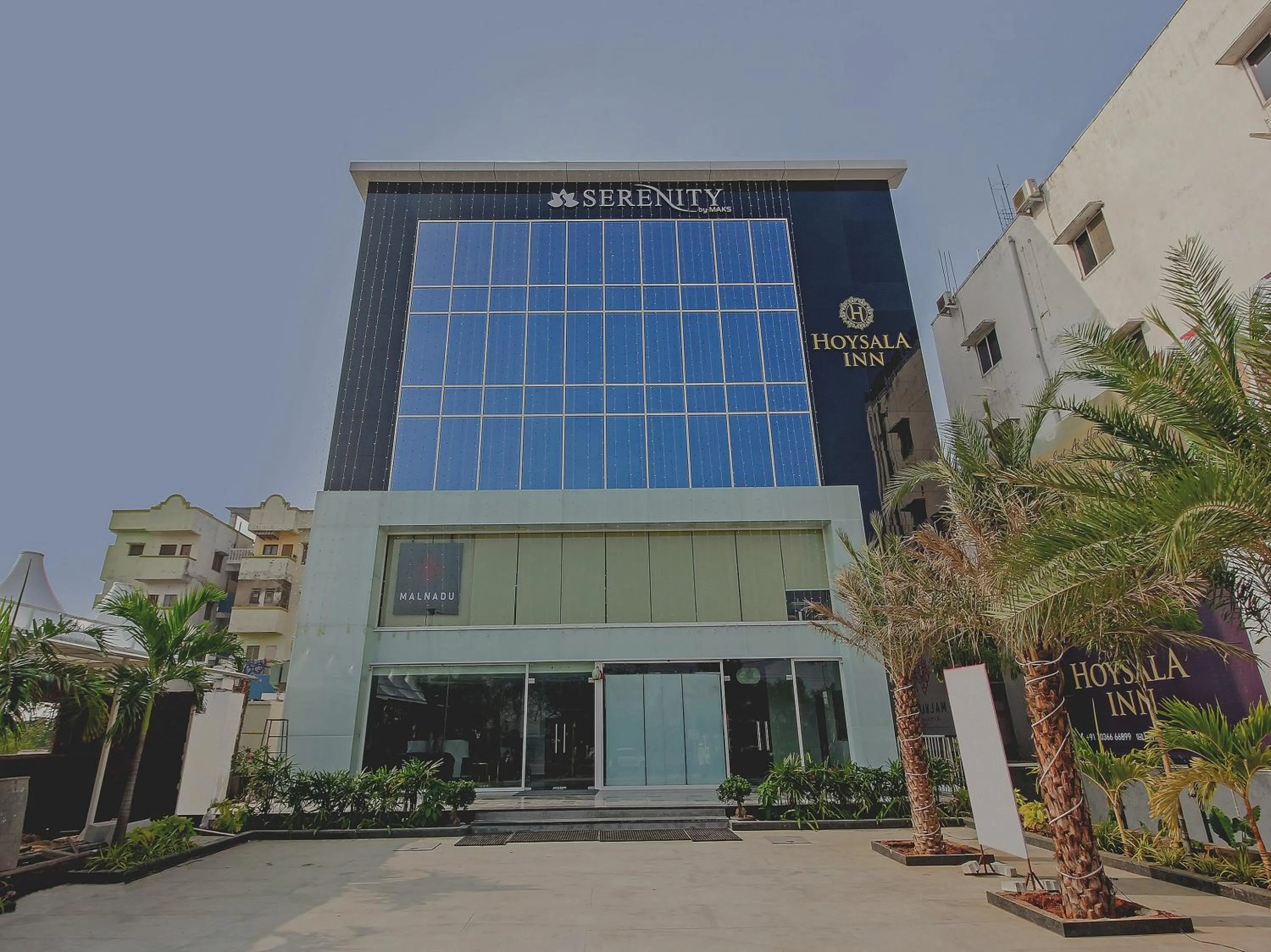 Facade/entrance in Super Capital O Hoysala Inn