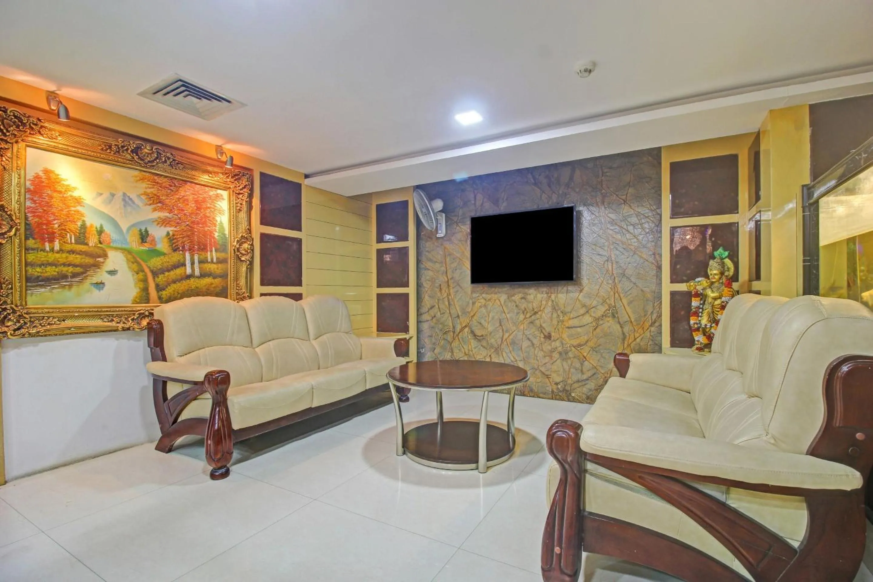 Lobby or reception in Collection O Regal Near ISKON TEMPLE , ABIDS