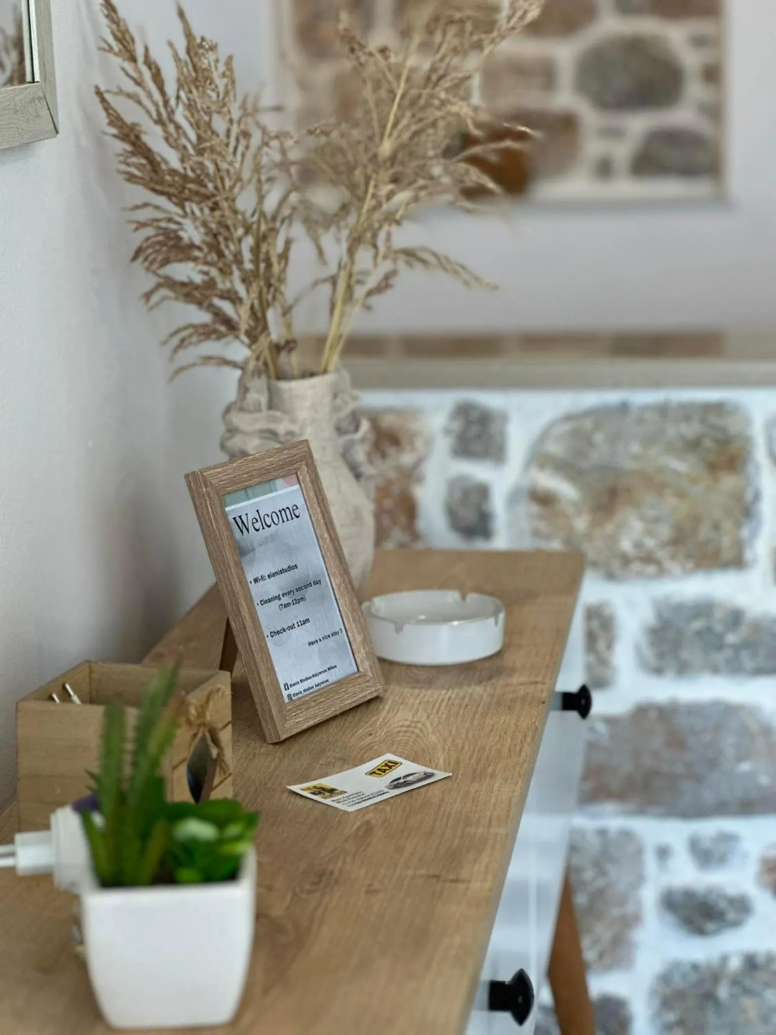 Elenis Studios&Apartments