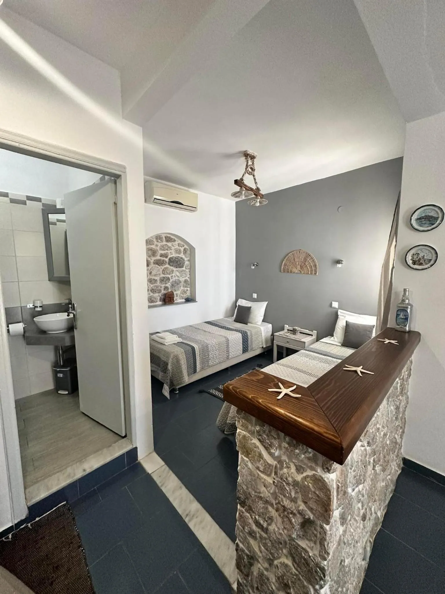 Bed in Elenis Studios&Apartments