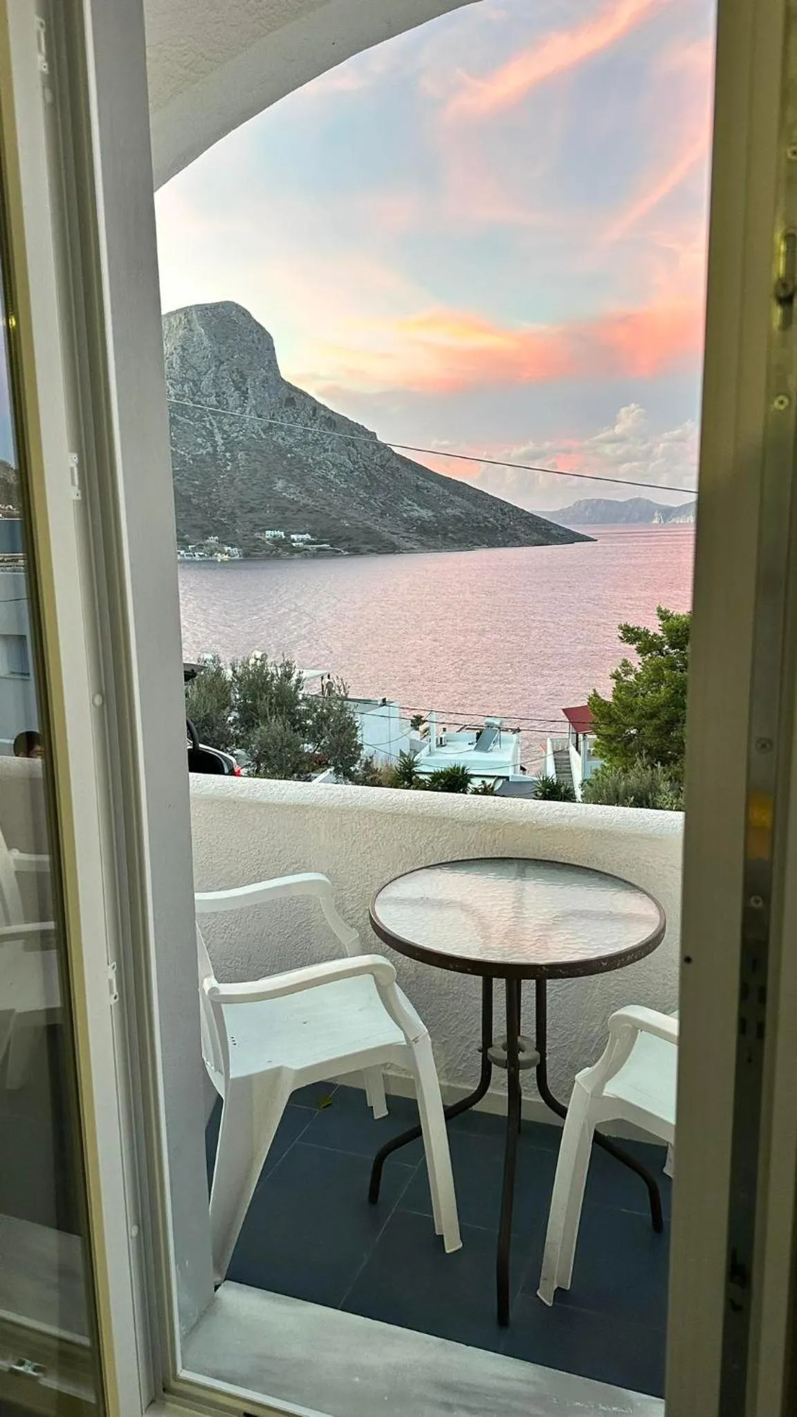 Elenis Studios&Apartments