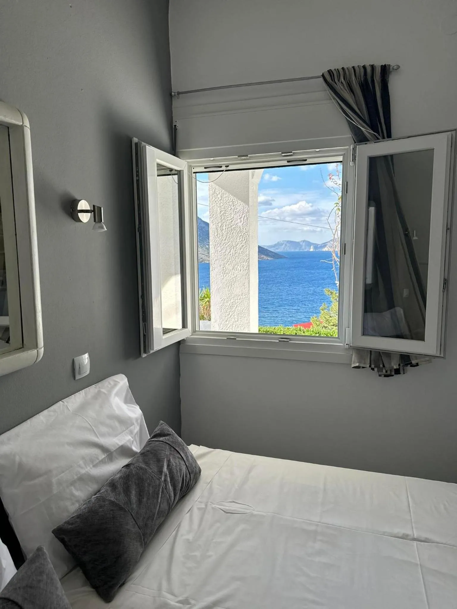 Bed in Elenis Studios&Apartments