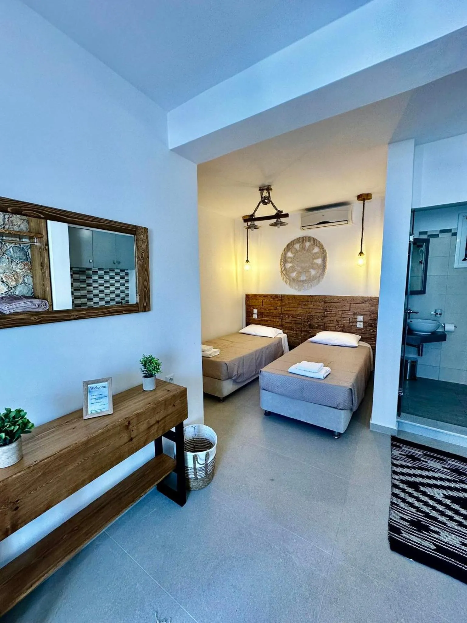 Bed in Elenis Studios&Apartments