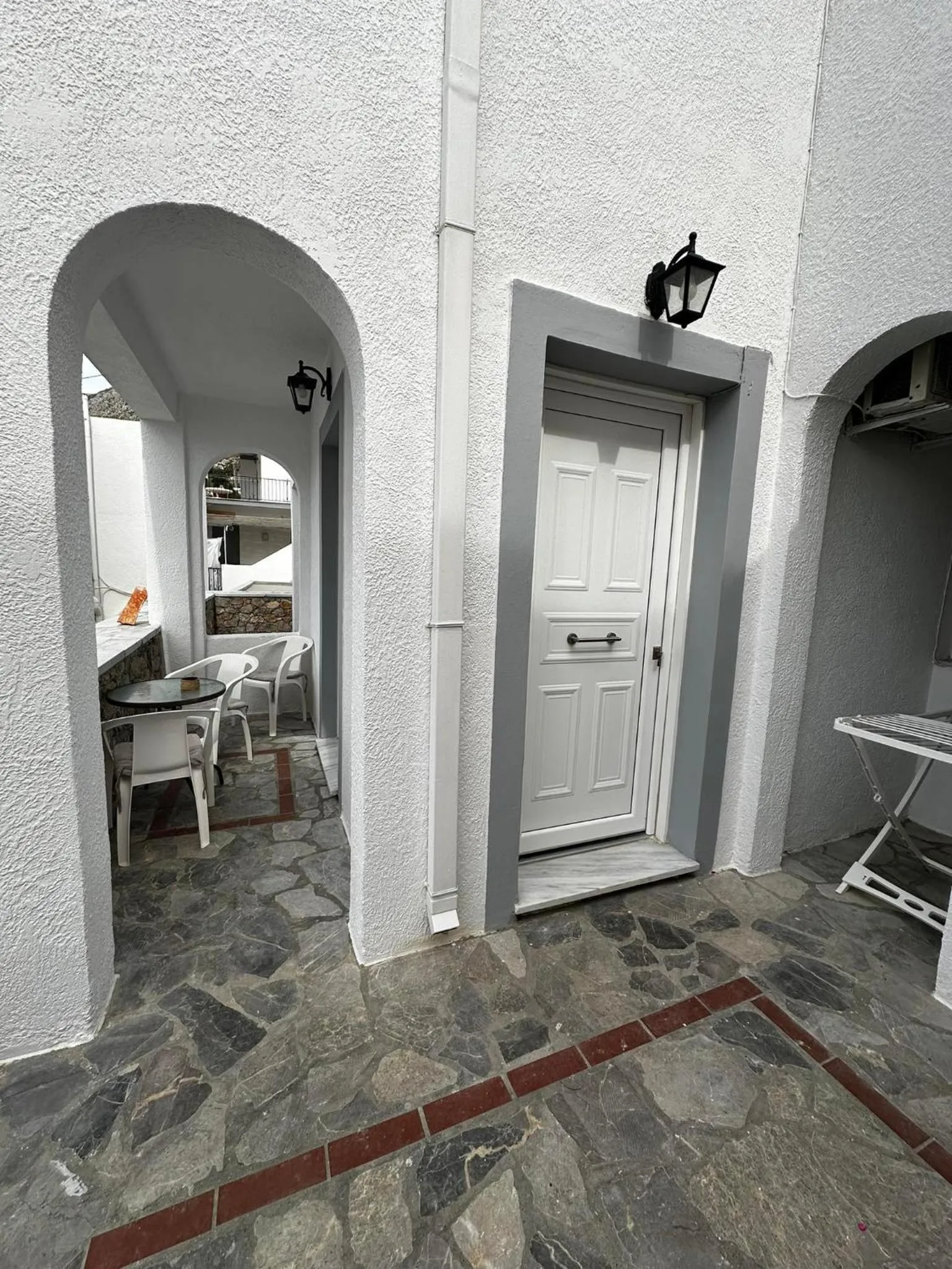 Elenis Studios&Apartments