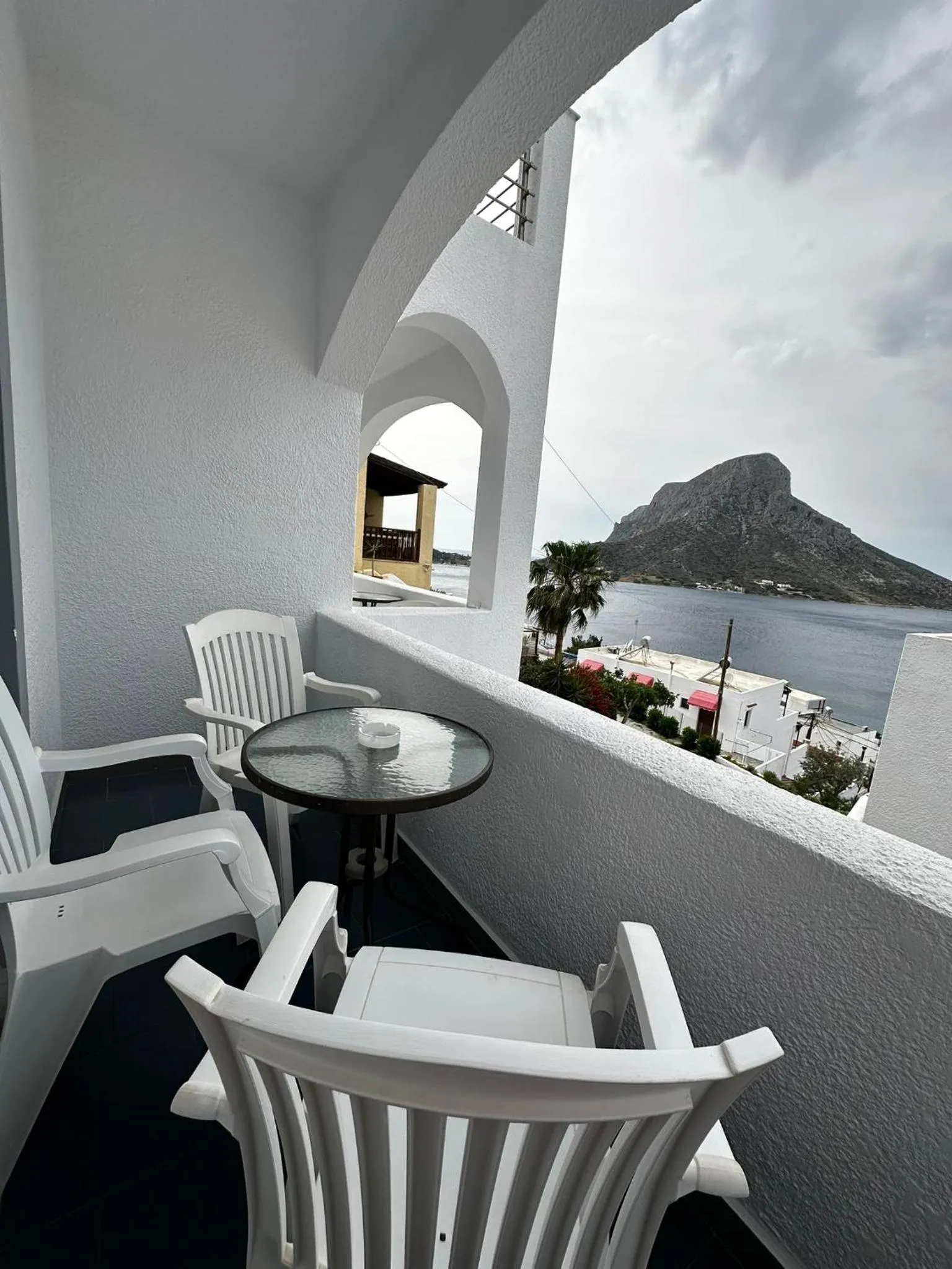 Elenis Studios&Apartments