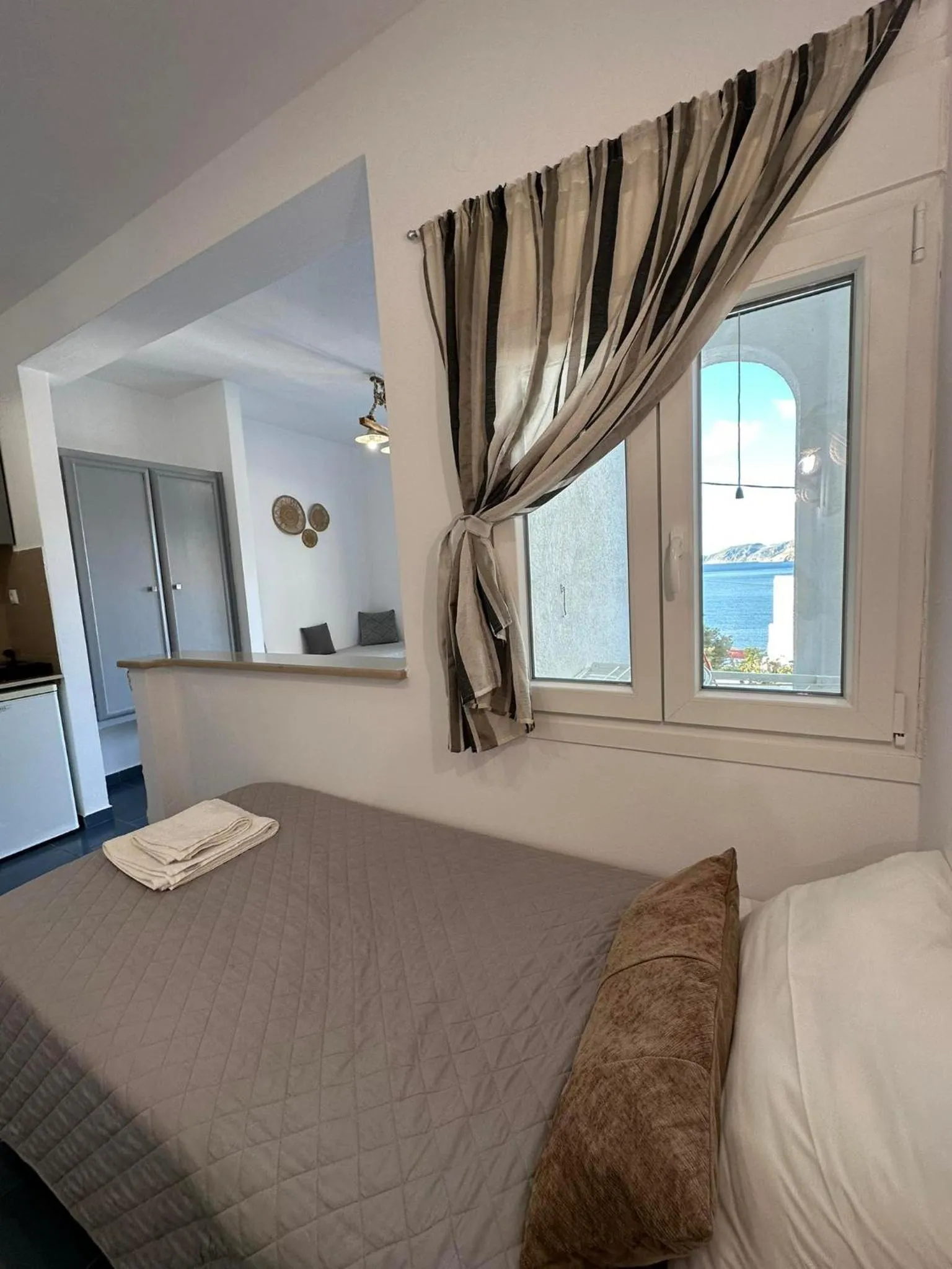 Bed in Elenis Studios&Apartments