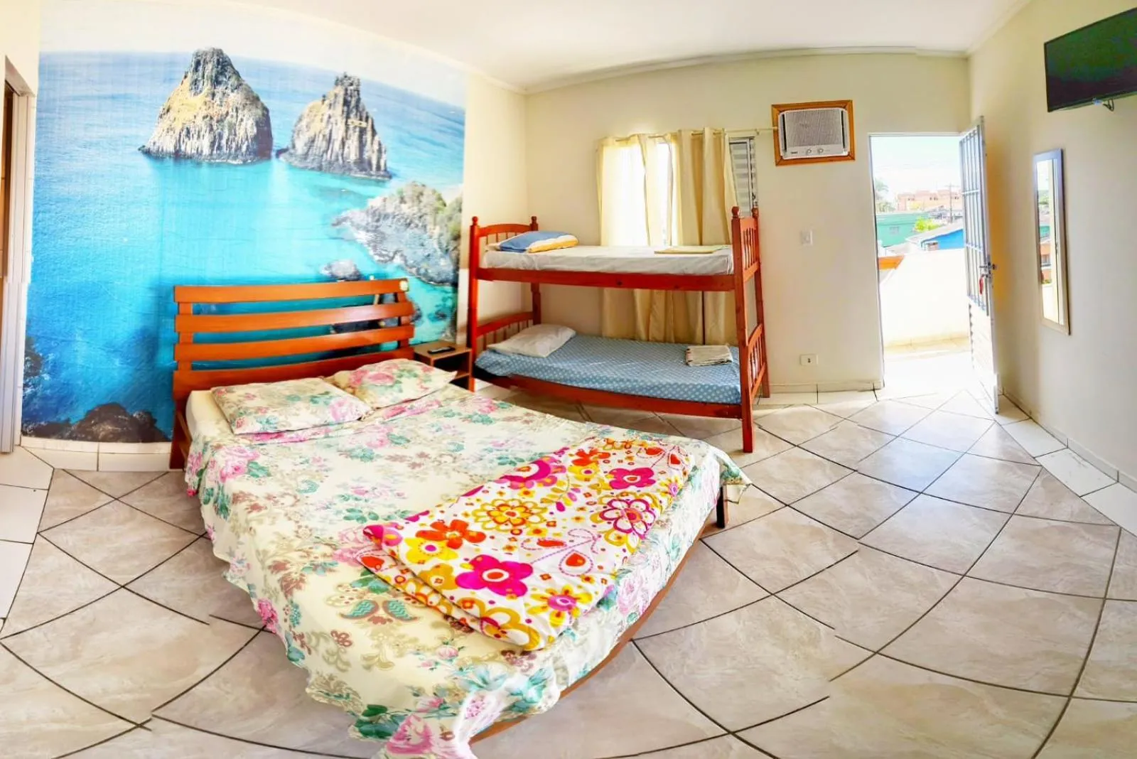 Photo of the whole room, Bed in Pousada Aconchego