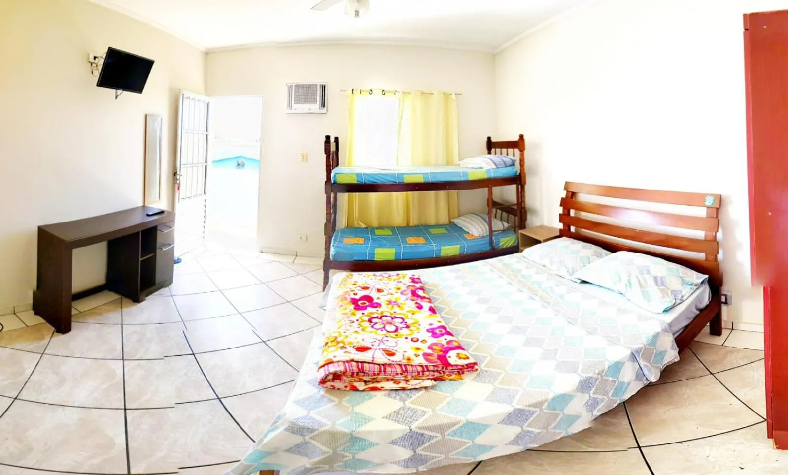 Photo of the whole room, Bed in Pousada Aconchego