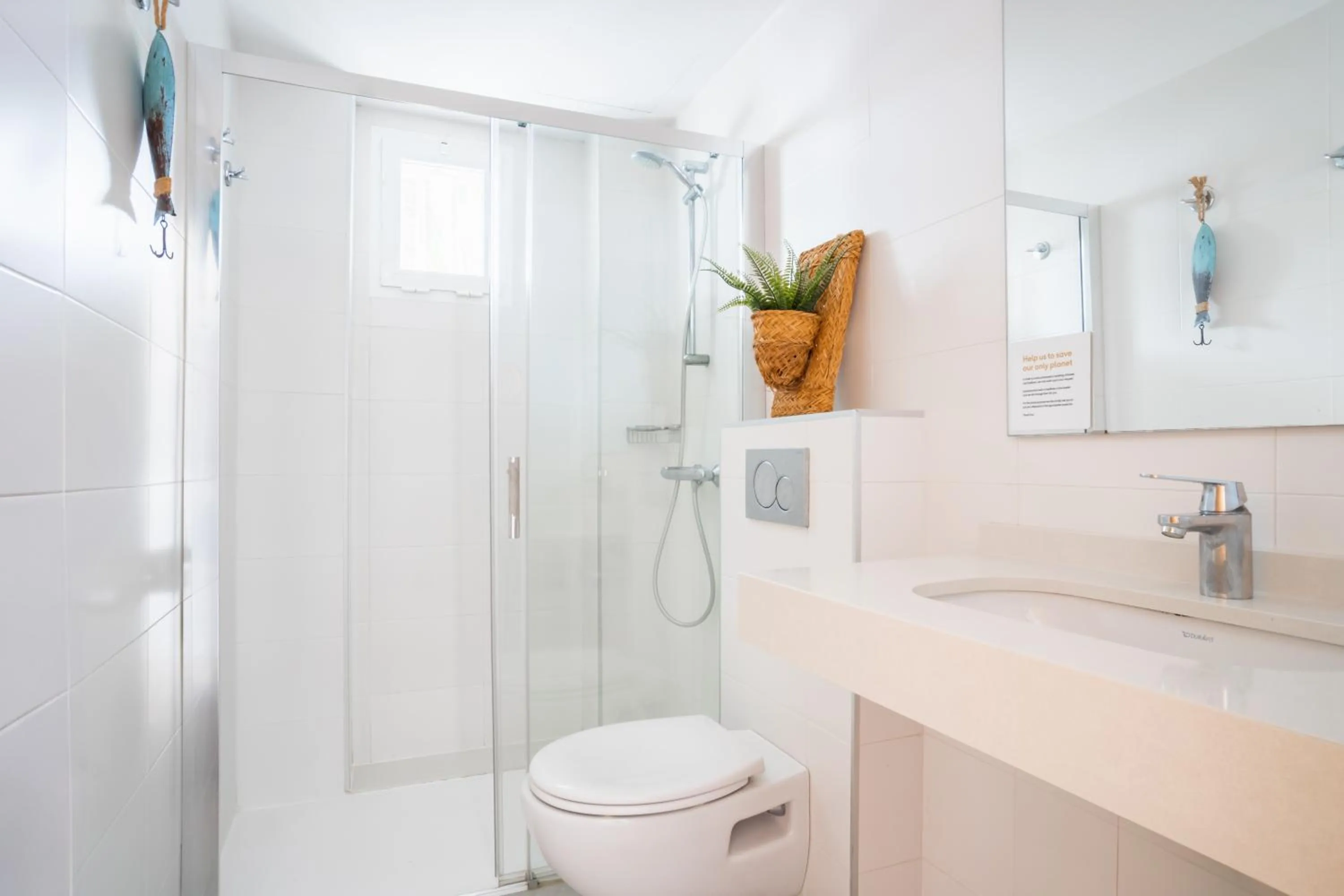 Shower in Bonavida Apartments