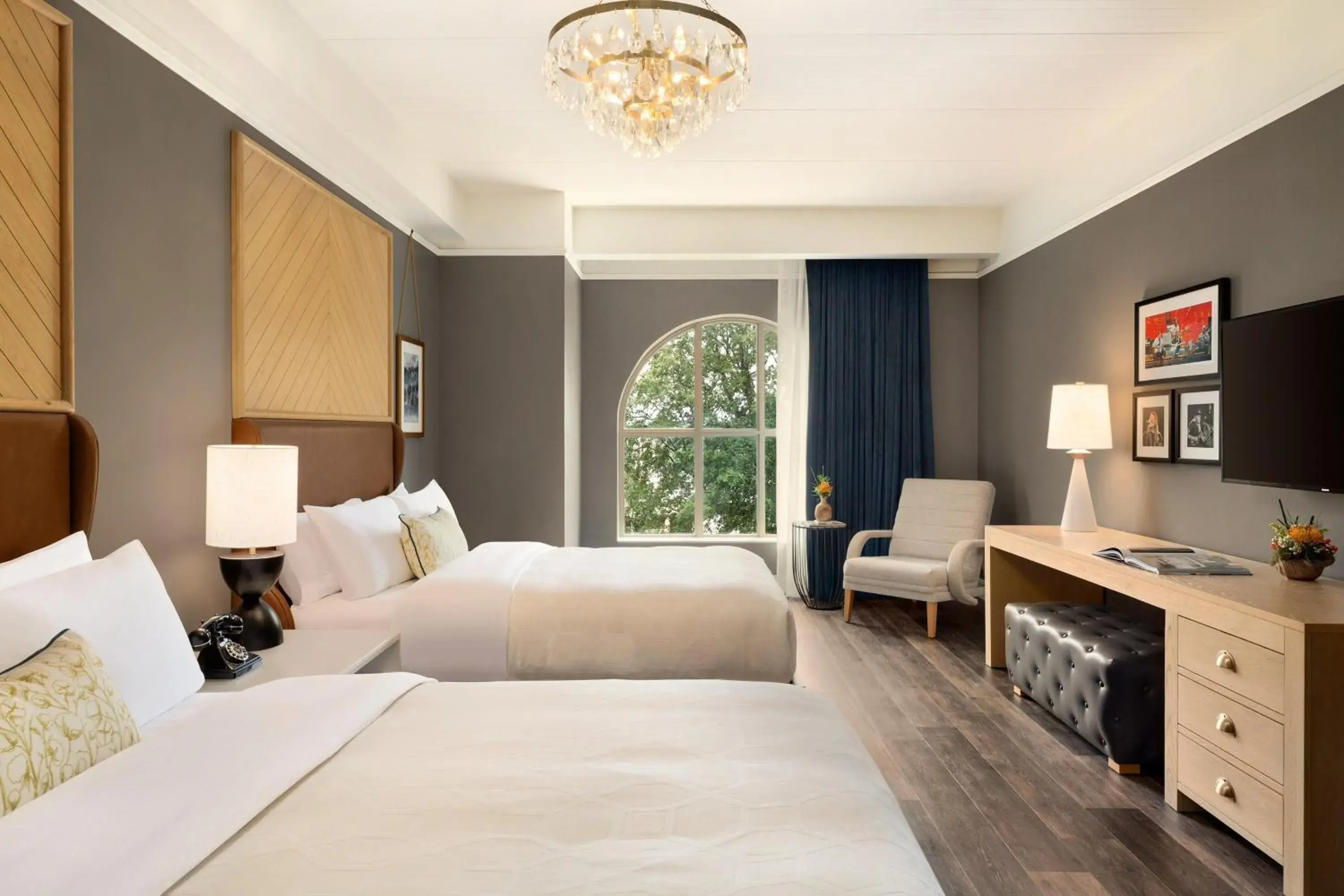 Photo of the whole room, Bed in Cotton House, Cleveland, a Tribute Portfolio Hotel Photo of the whole room, Bed in Cotton House, Cleveland, a Tribute Portfolio Hotel