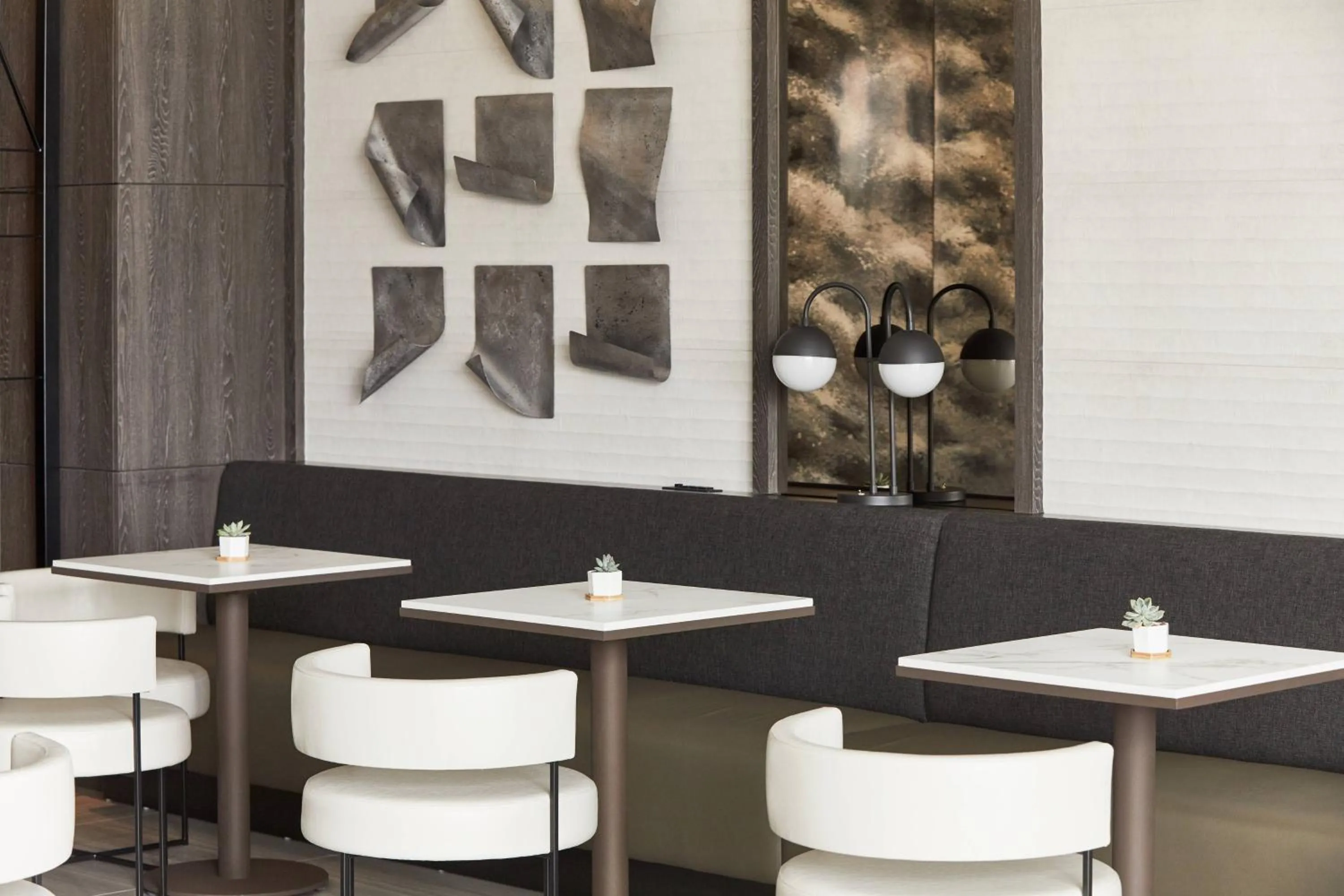 Kitchen or kitchenette in AC Hotel by Marriott Miami Airport West/Doral