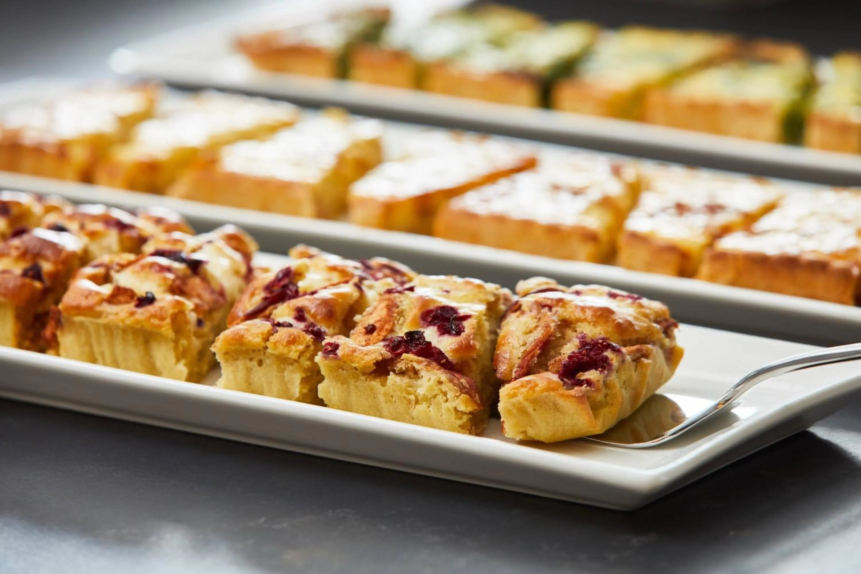 Kitchen or kitchenette in AC Hotel by Marriott Miami Airport West/Doral