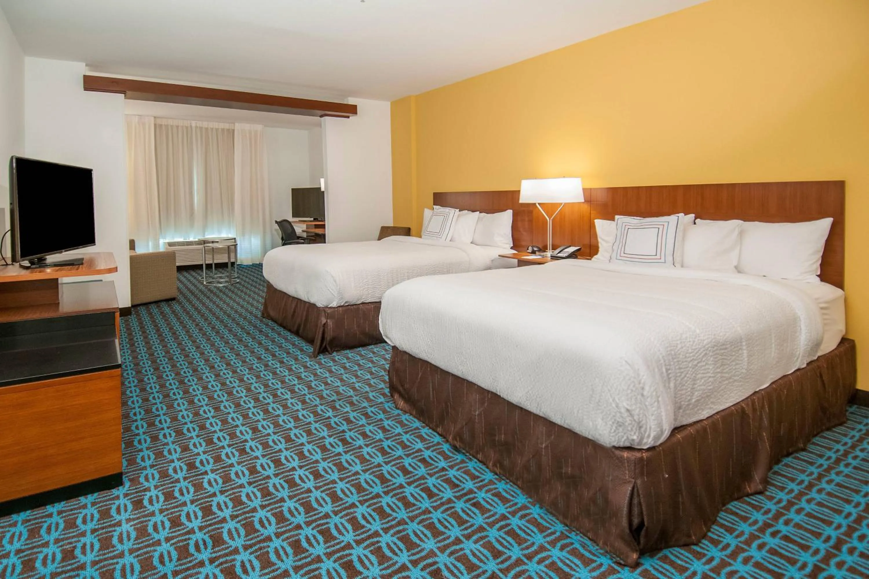Photo of the whole room, Bed in Fairfield Inn & Suites by Marriott LaPlace