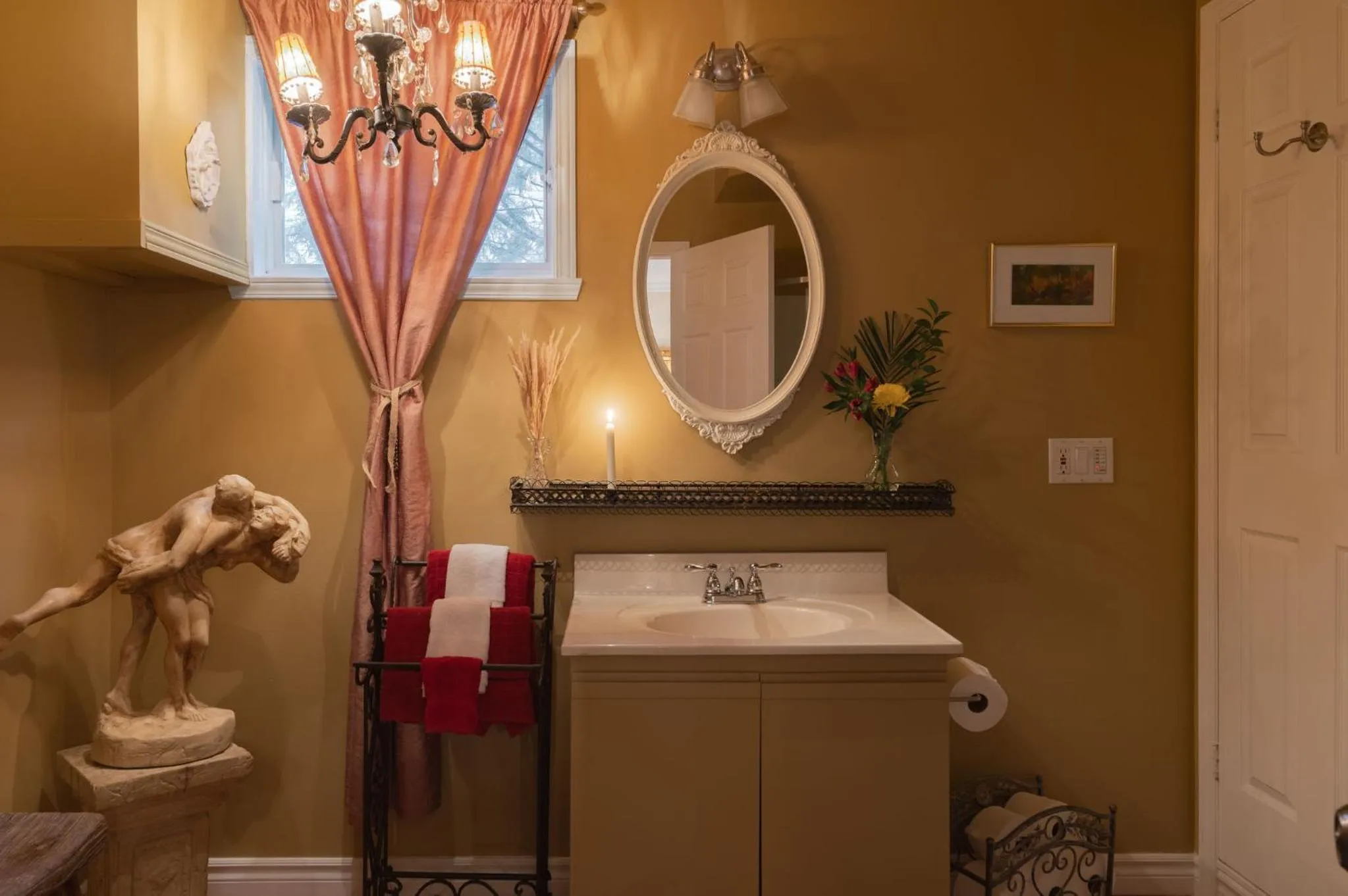 Shower in Auberge Old Chelsea