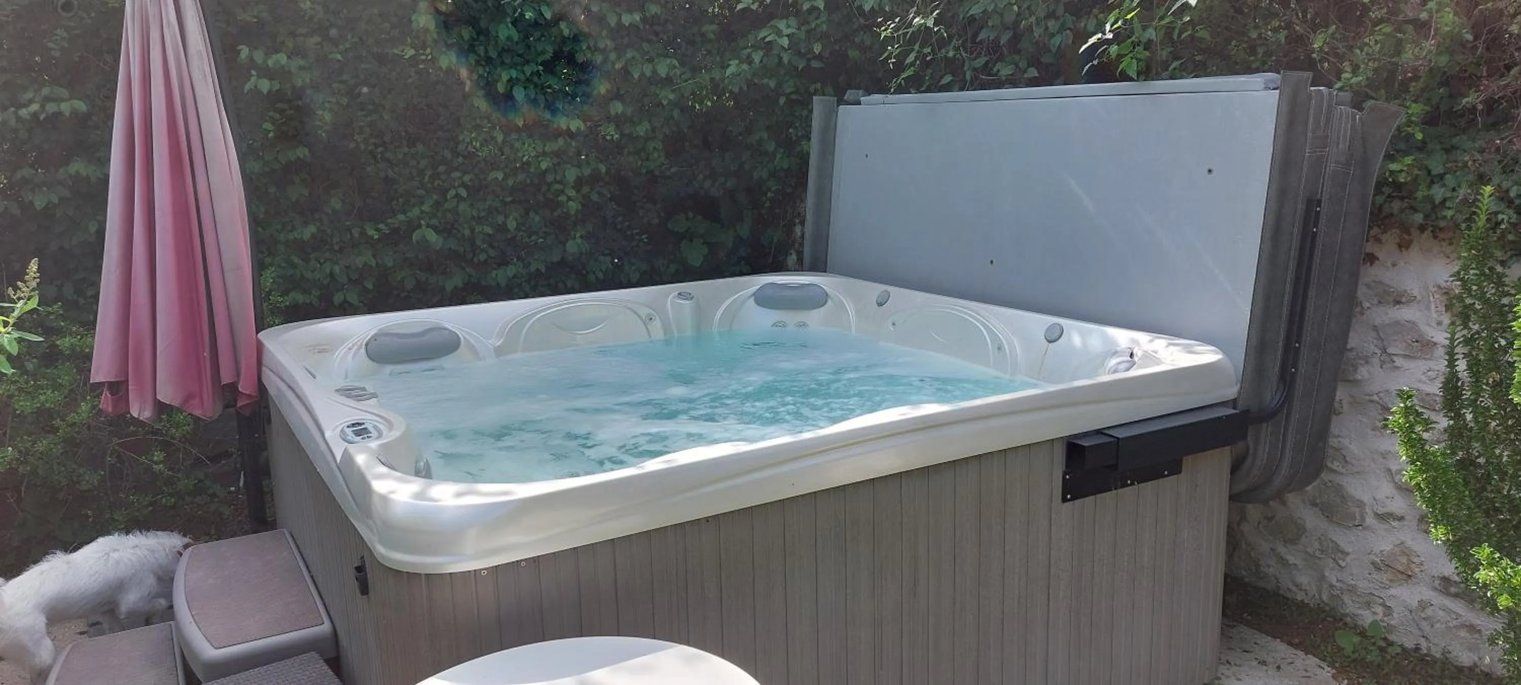 Hot Tub in La Source de Bury