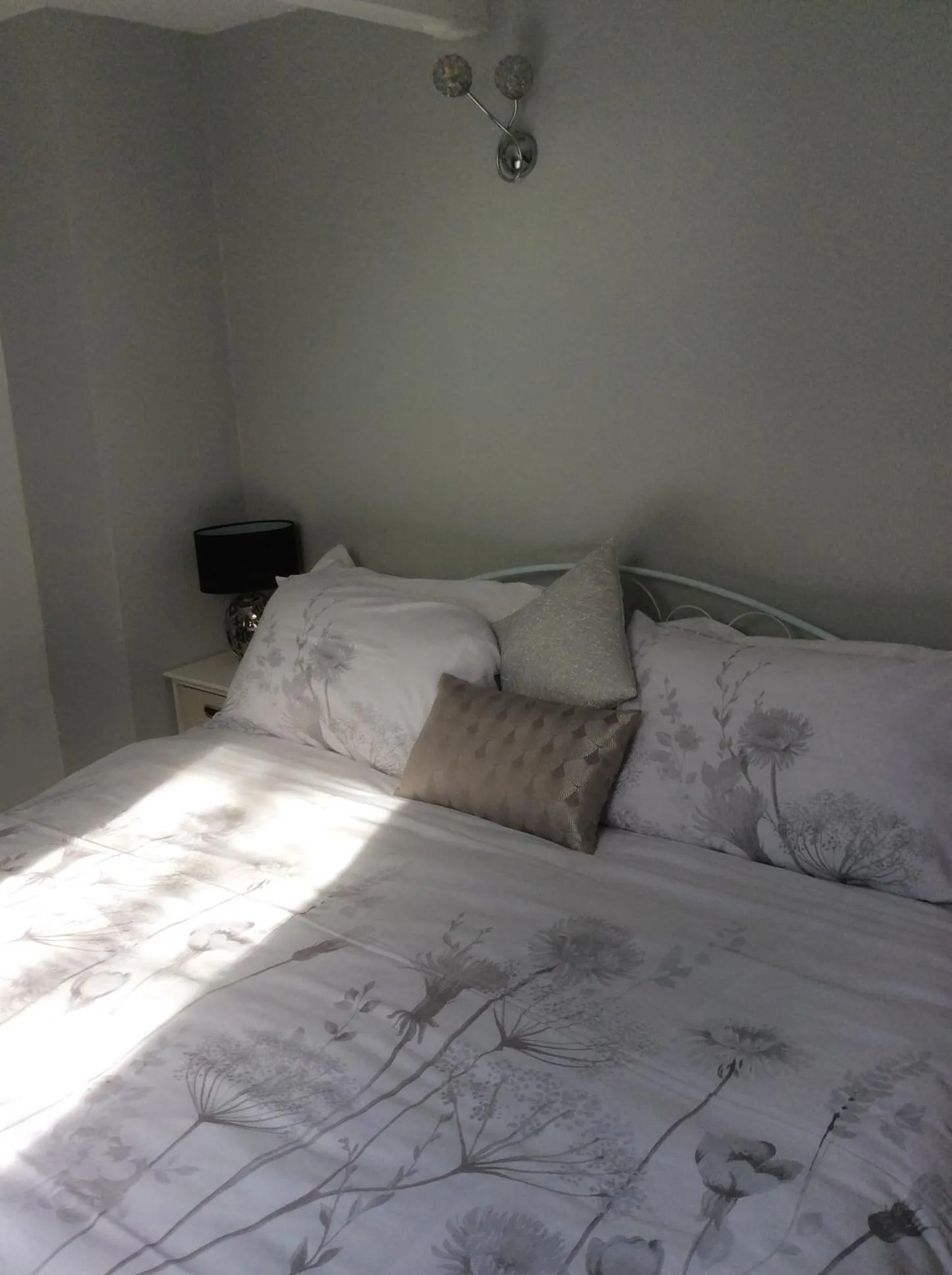 Bed in Le Boterff Gites et Camping