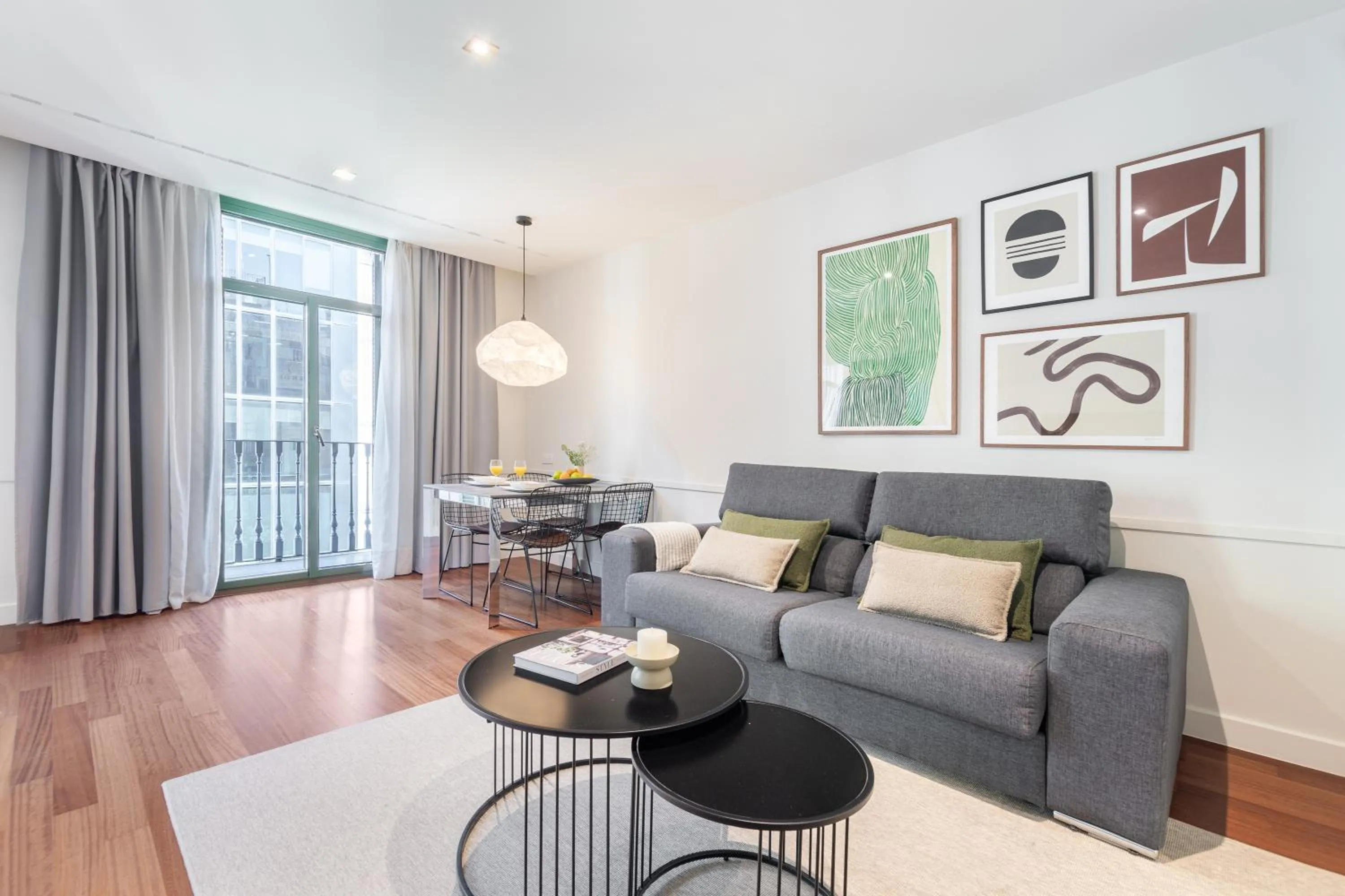 Living room in Aspasios Paseo de Gracia Apartments