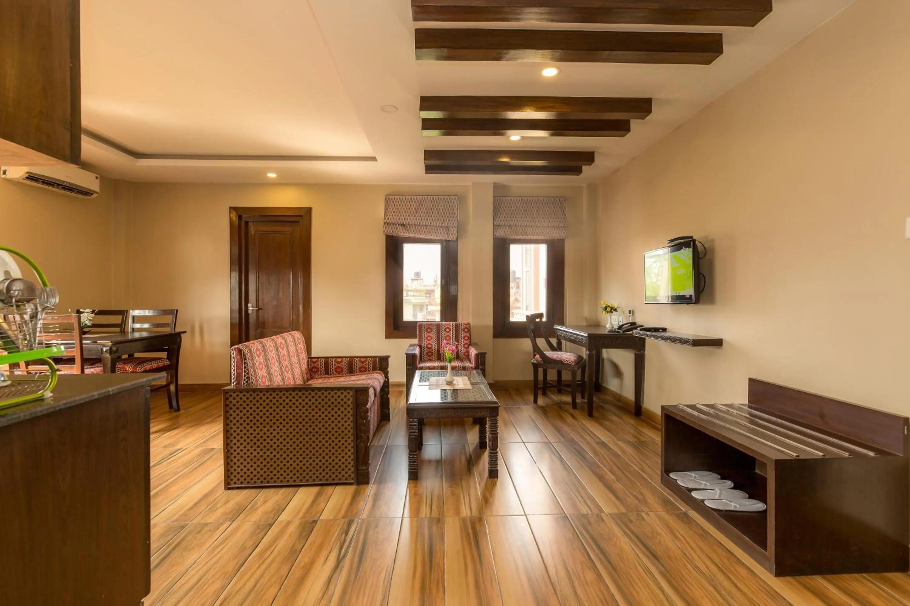 TV and multimedia in Himalayan Ghar