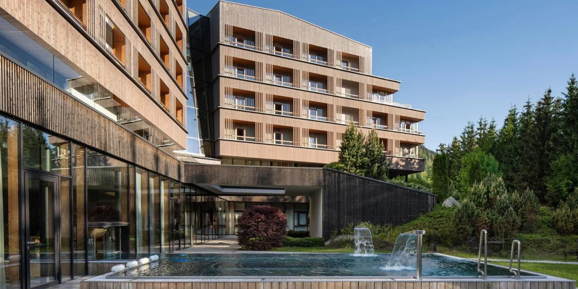 Property building in Falkensteiner Hotel Schladming l 4 Star Superior