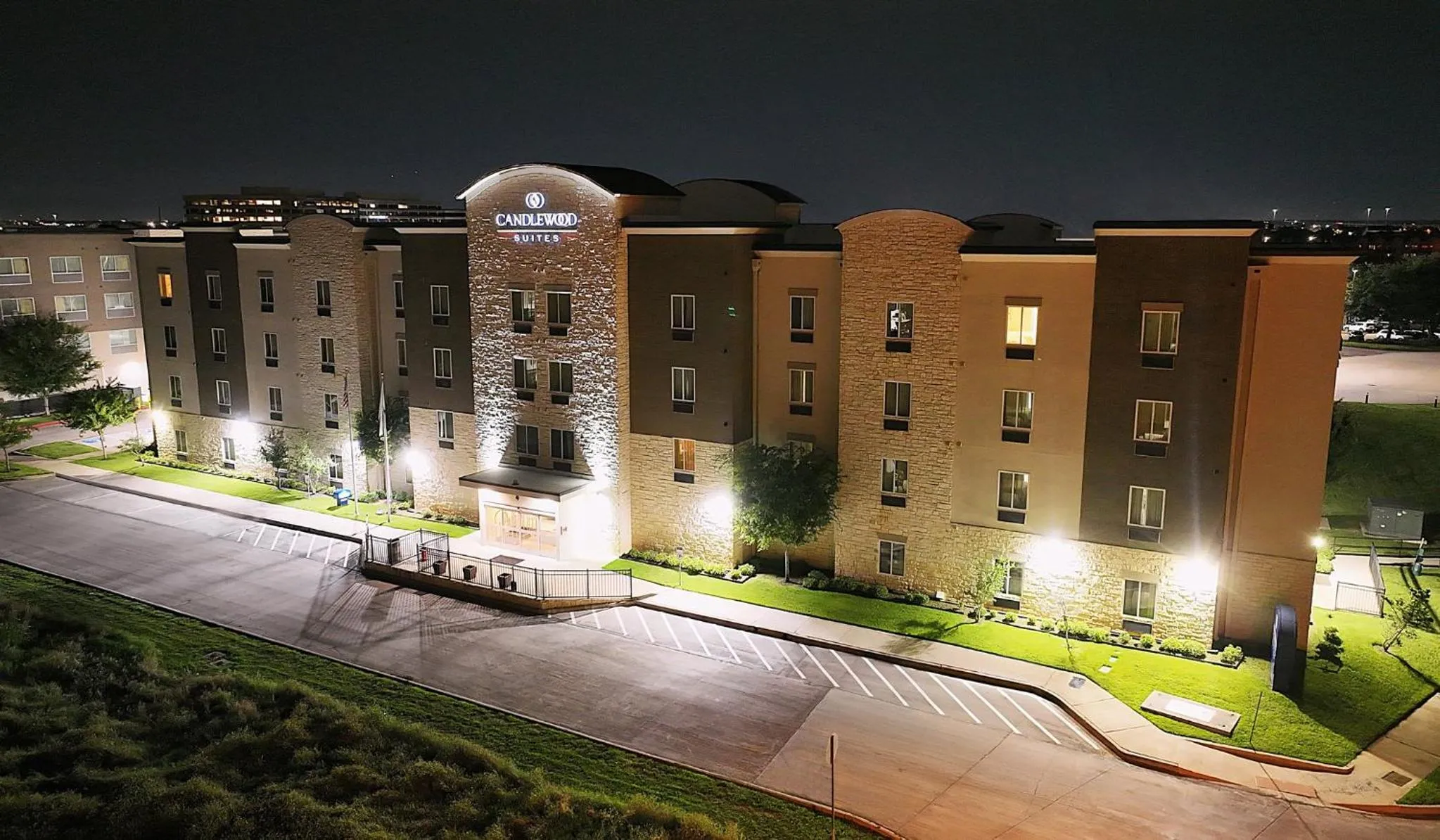 Property building in Candlewood Suites Dallas NW - Farmers Branch by IHG