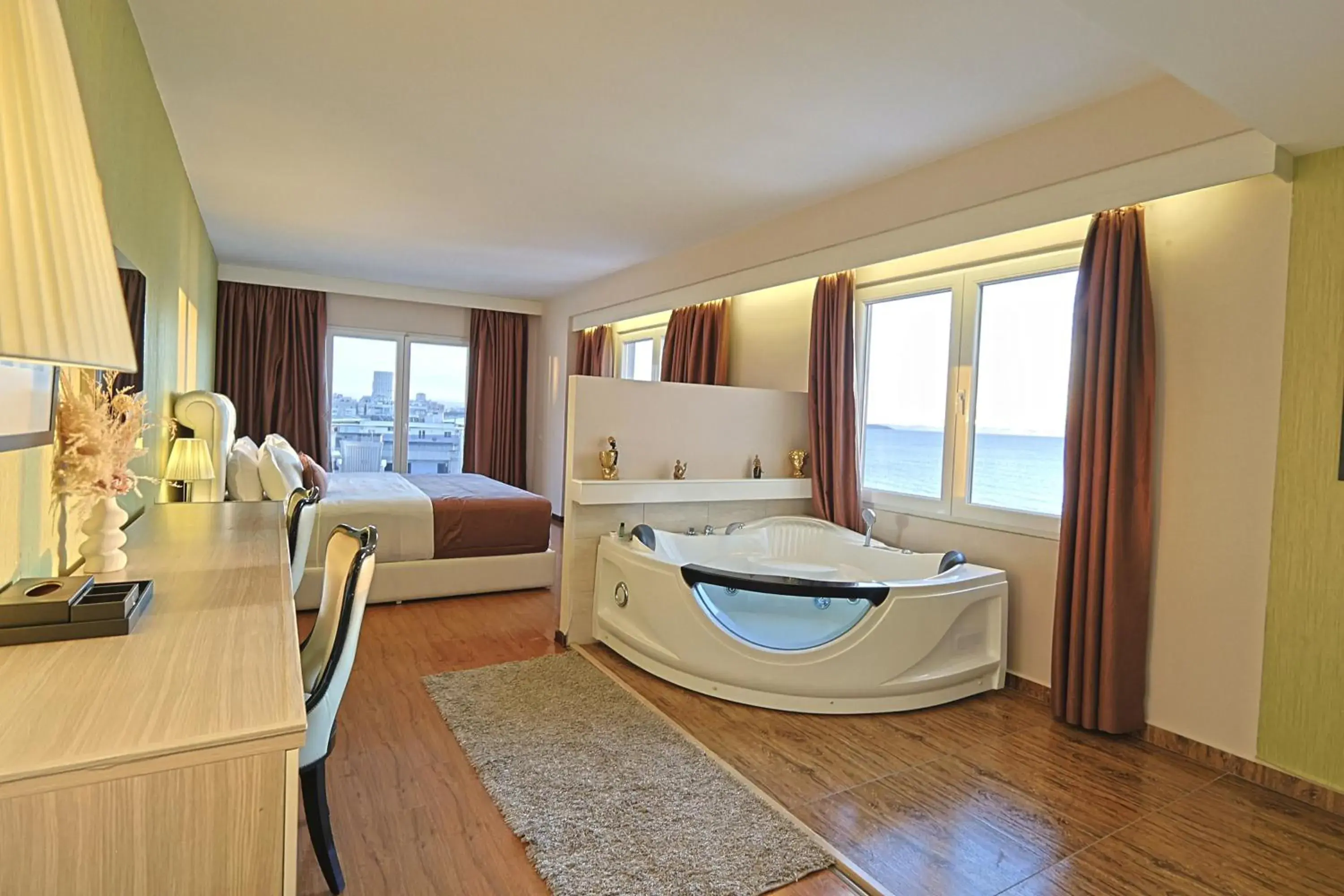Deluxe Double Room in Hotel Bleart Deluxe Double Room in Hotel Bleart