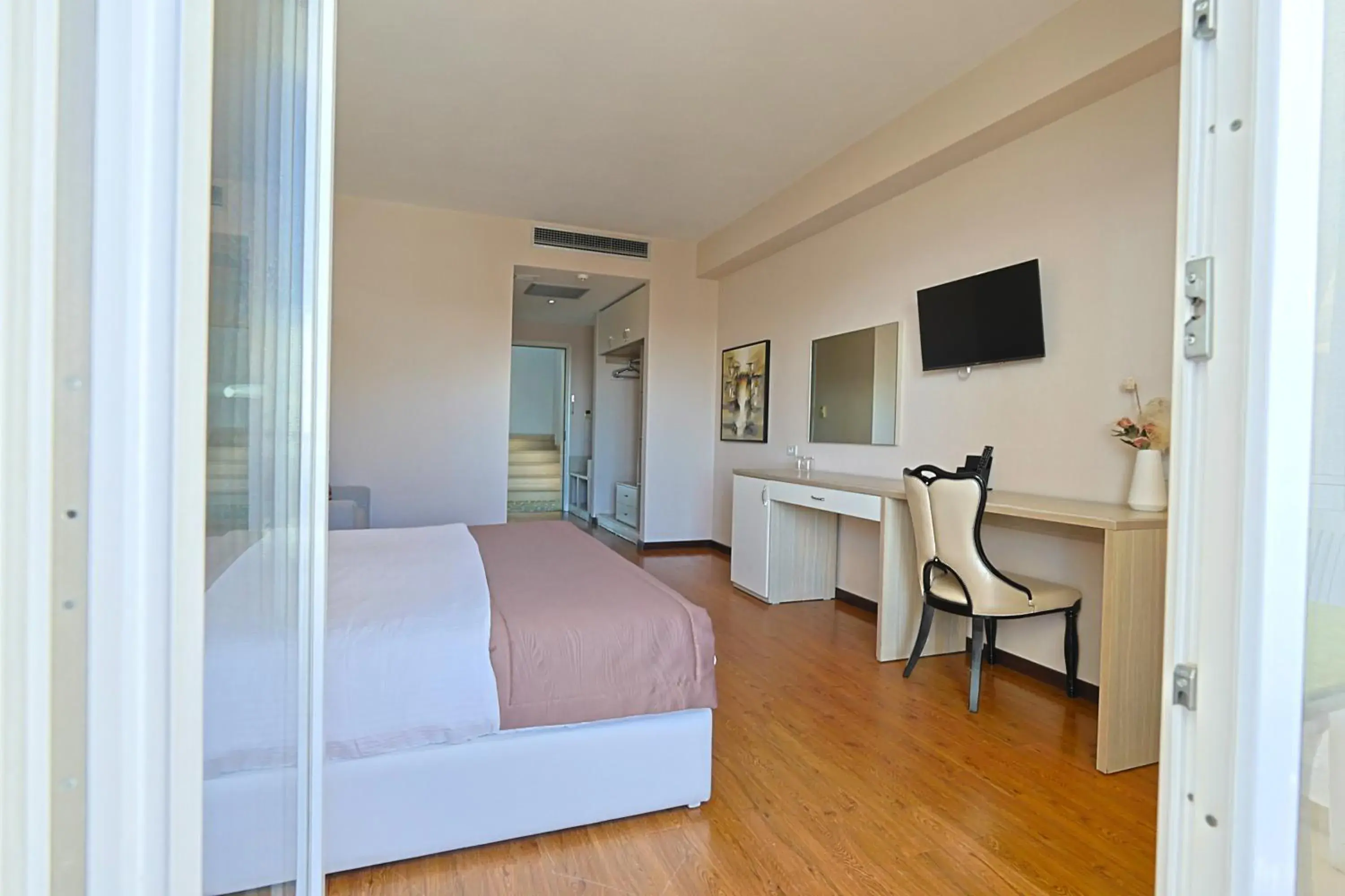 Double Room in Hotel Bleart Double Room in Hotel Bleart