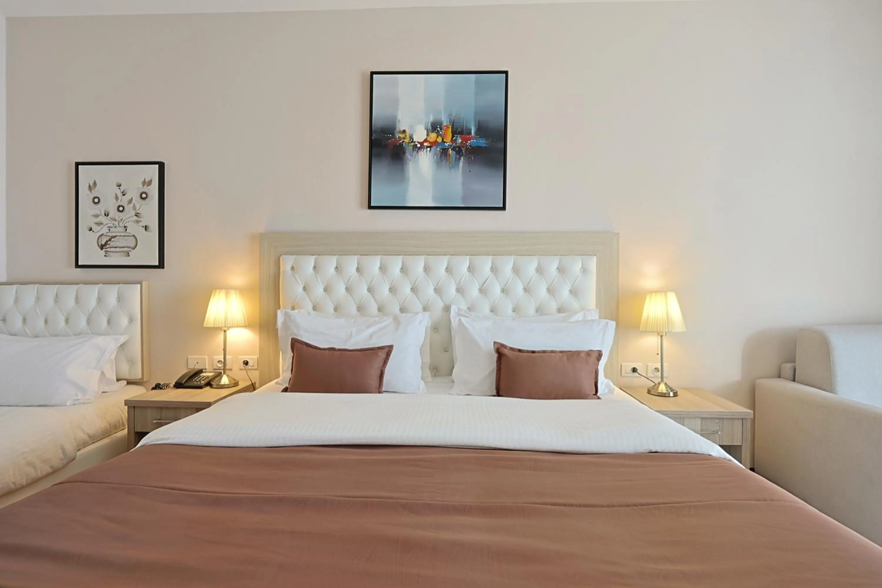 Photo of the whole room, Bed in Hotel Bleart