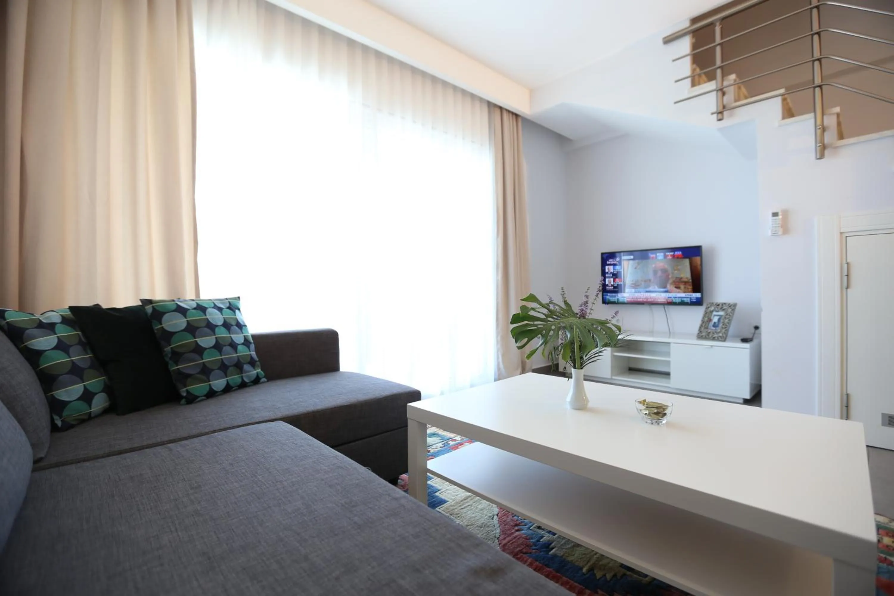 TV and multimedia in Truemar Hotels & Suites