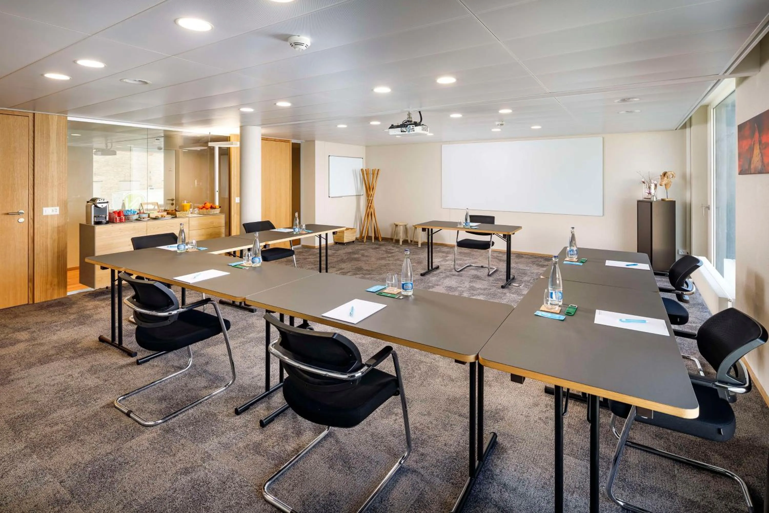 Meeting/conference room in Hotel Allegra Lodge