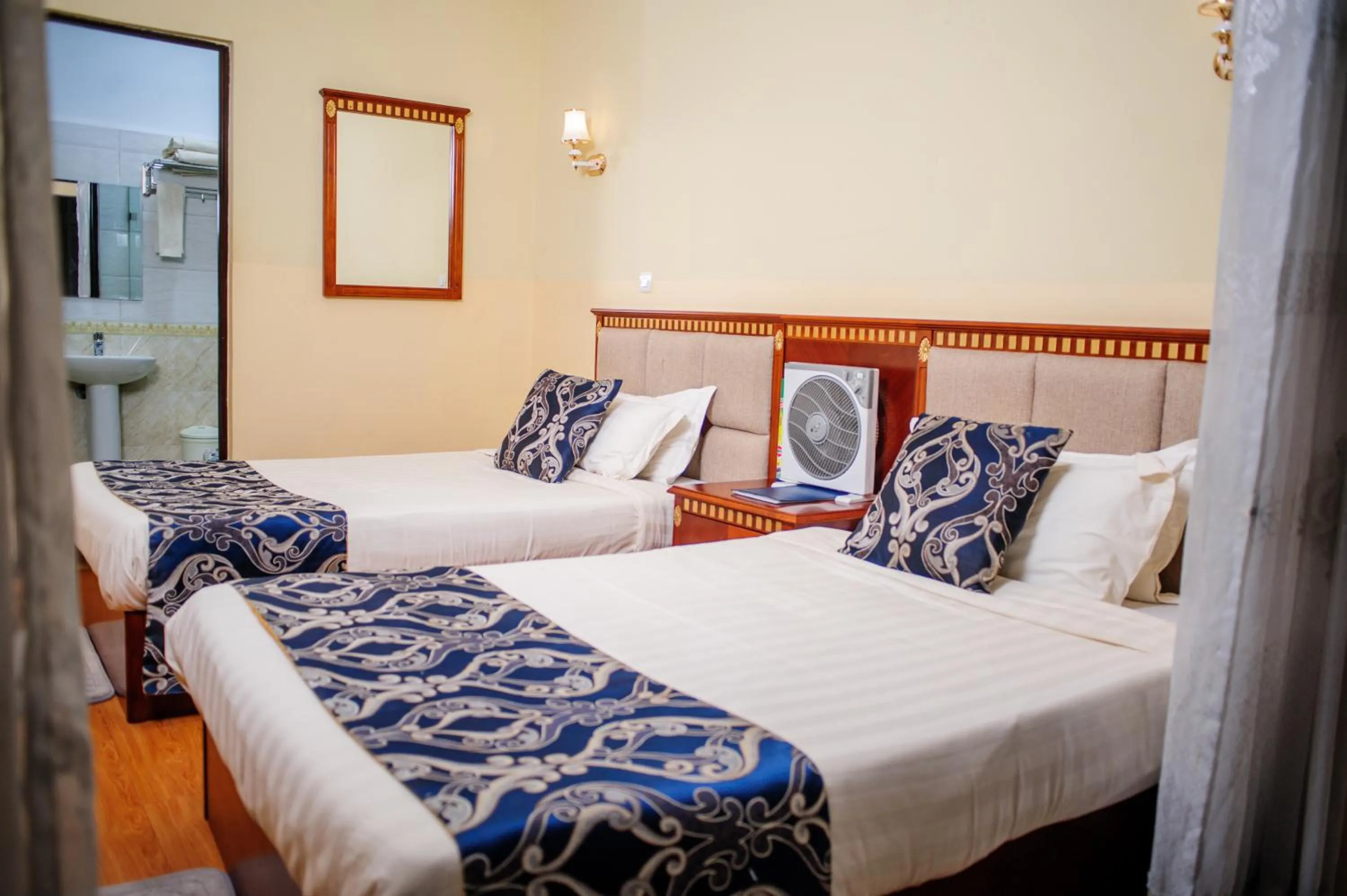 Bed in Hôtel Sky blue Mada