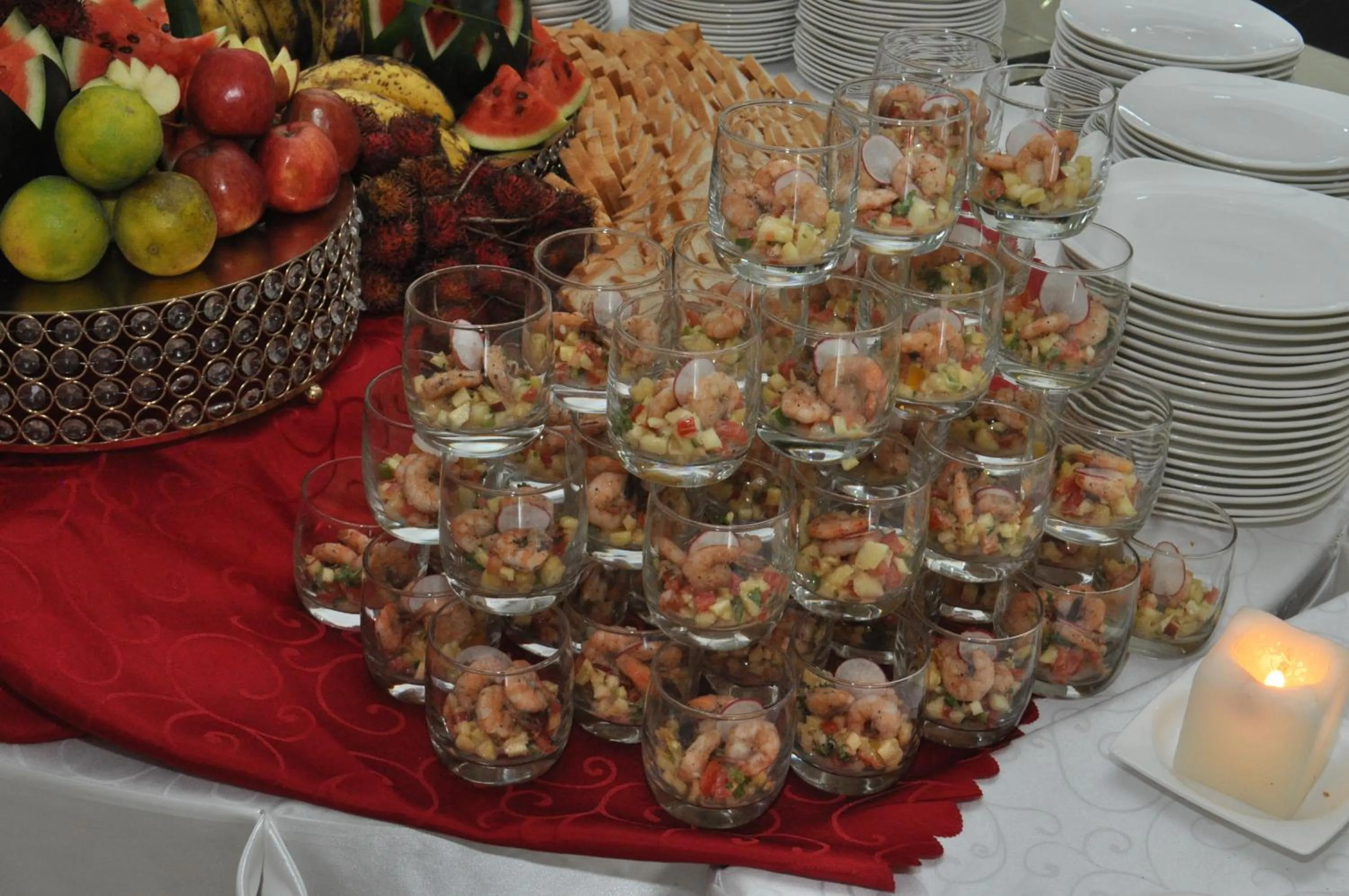 Restaurant/places to eat in Hôtel Sky blue Mada