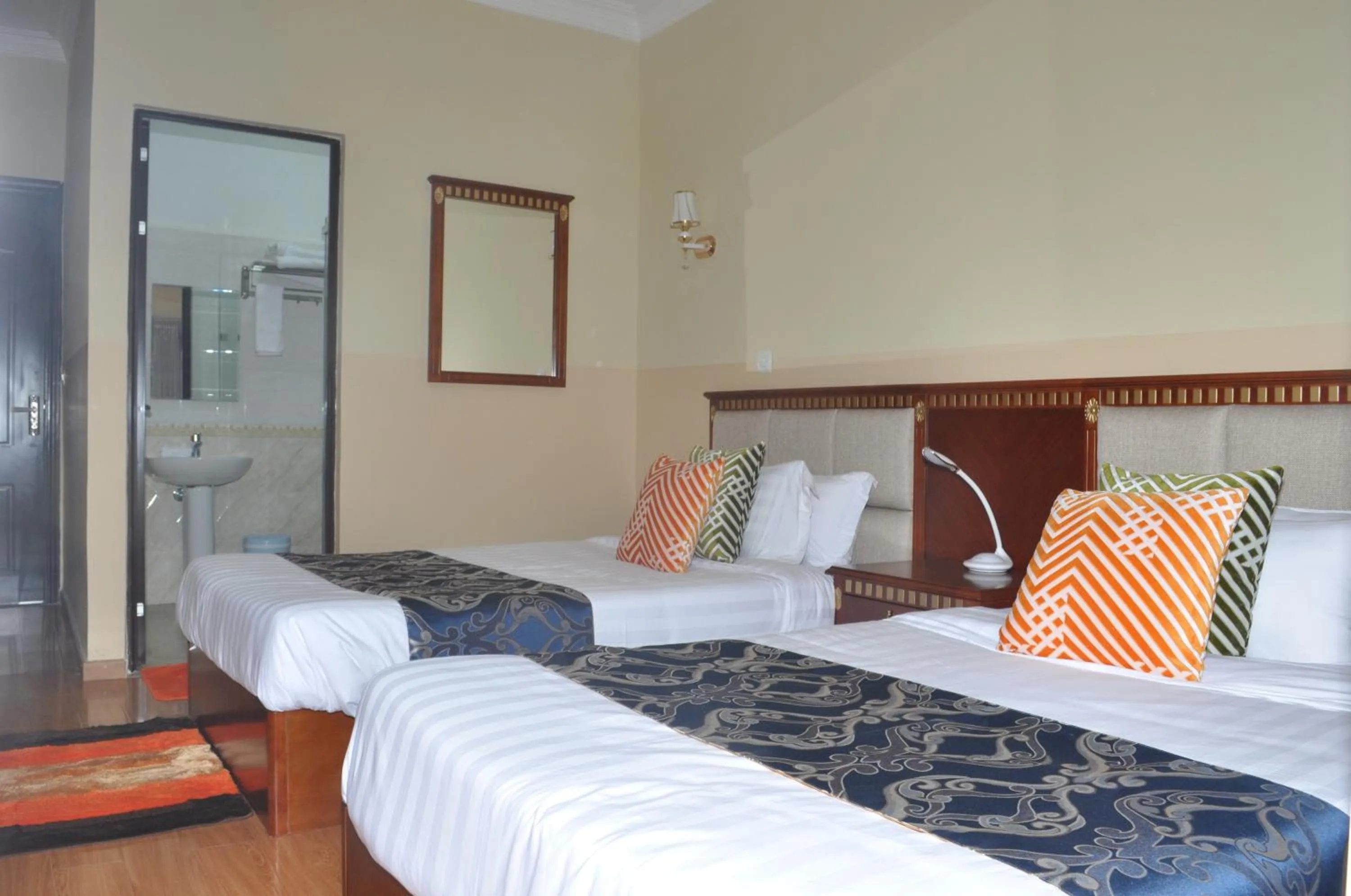 Bed in Hôtel Sky blue Mada