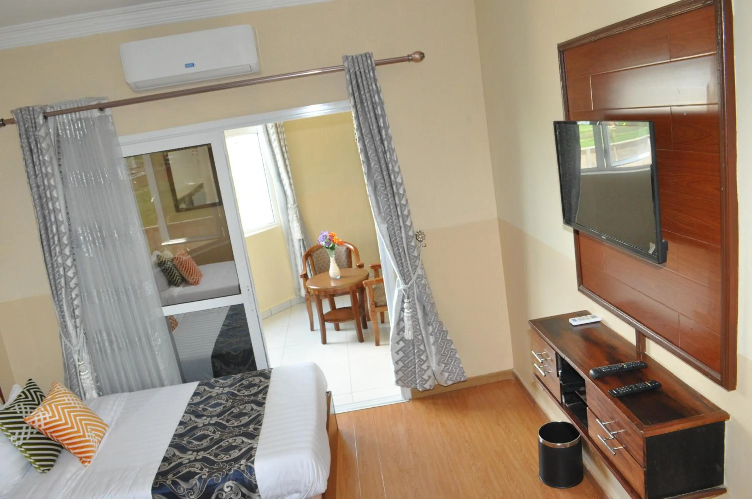 Bed in Hôtel Sky blue Mada