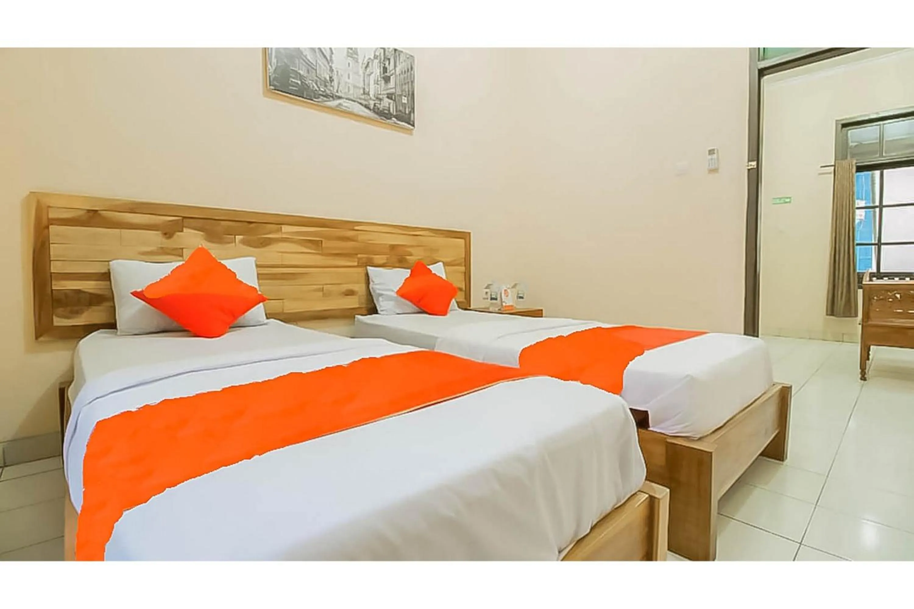 Bed in RedDoorz @ Pantai Pelabuhan Ratu 2