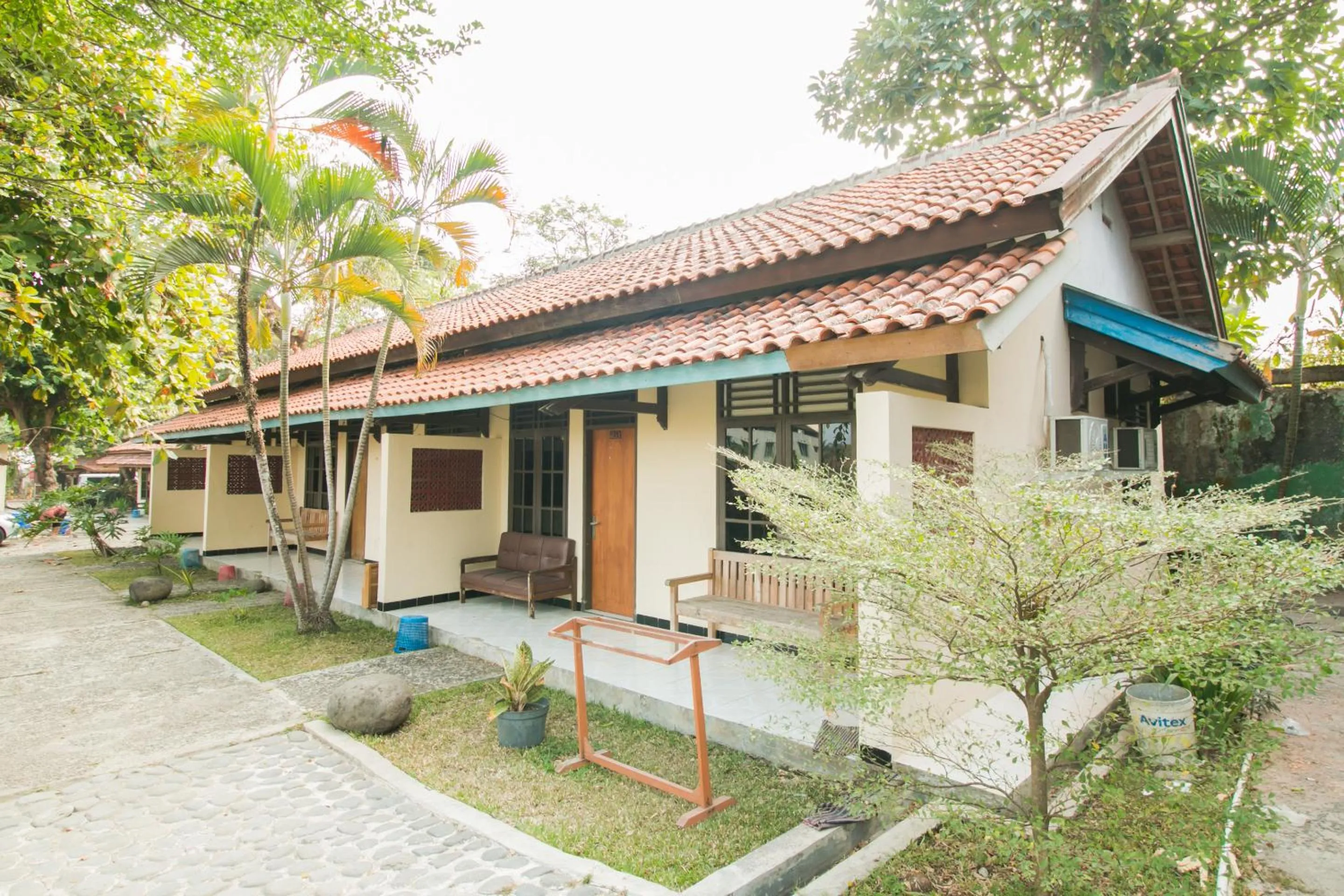 Property building in RedDoorz @ Pantai Pelabuhan Ratu 2