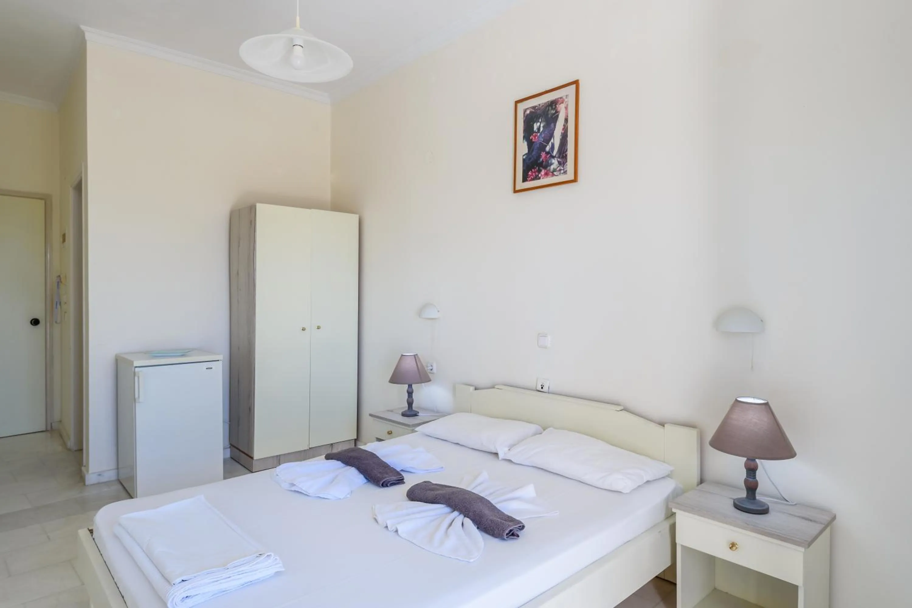 Studio Mountain View - single occupancy in Regina Hotel