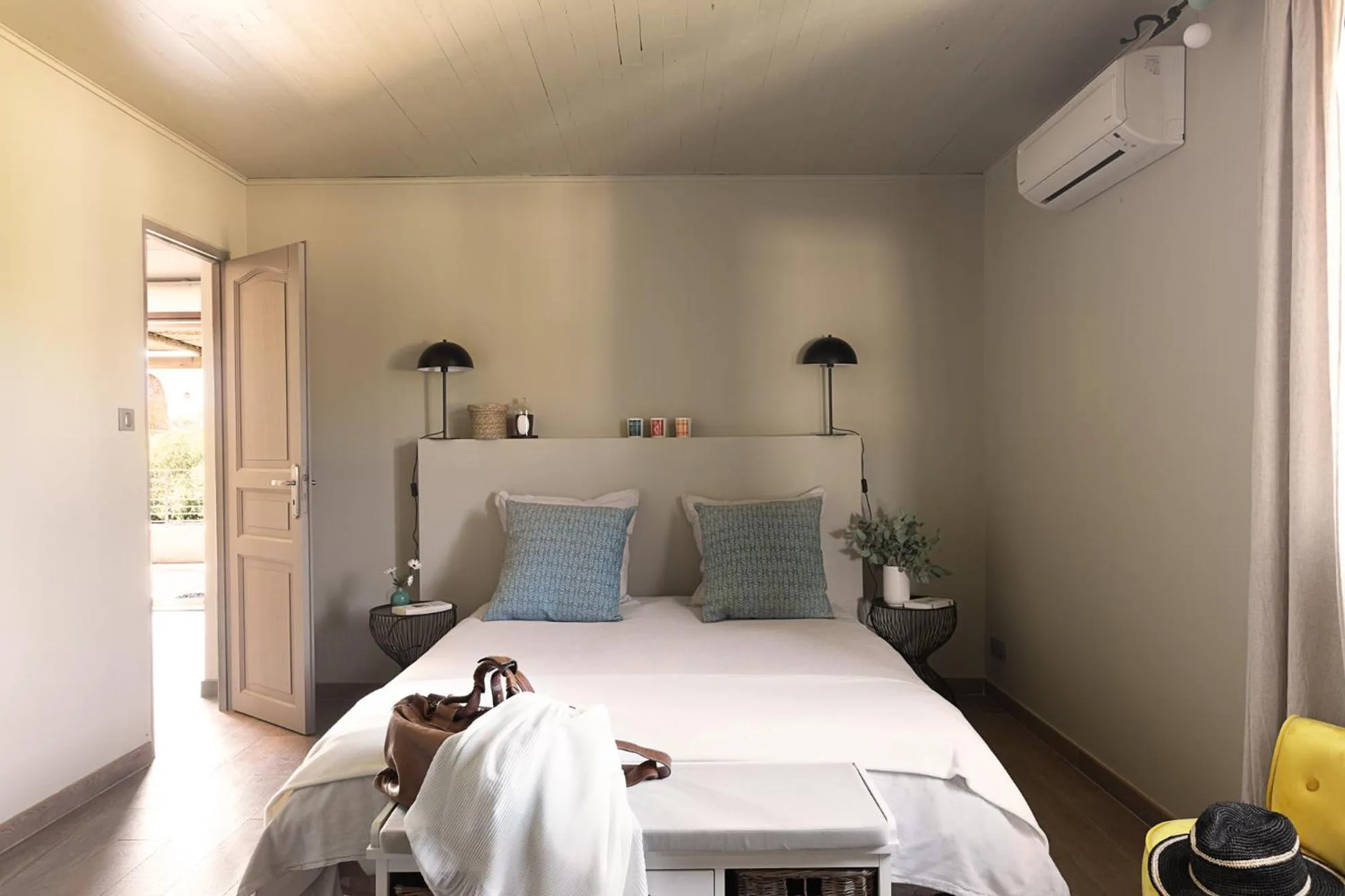 Bedroom, Bed in Résidence I Levri