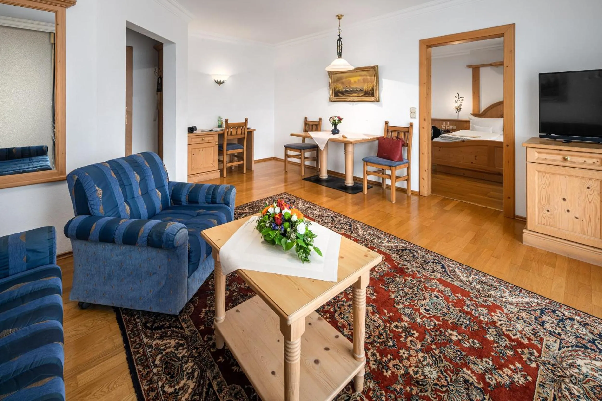 Living room, Bed in Hotel Preishof