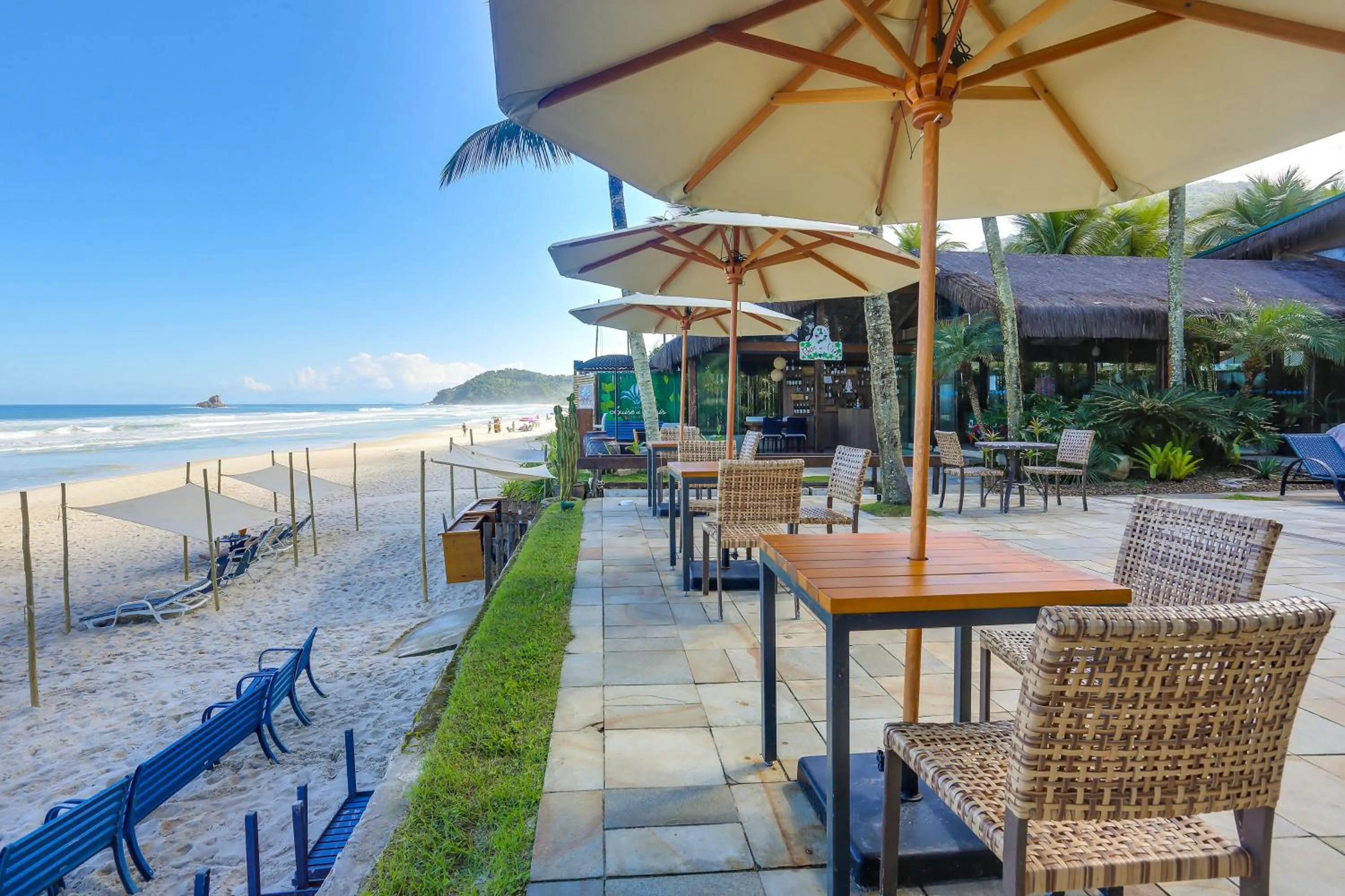 Chez Louise et Louis Pé na Areia