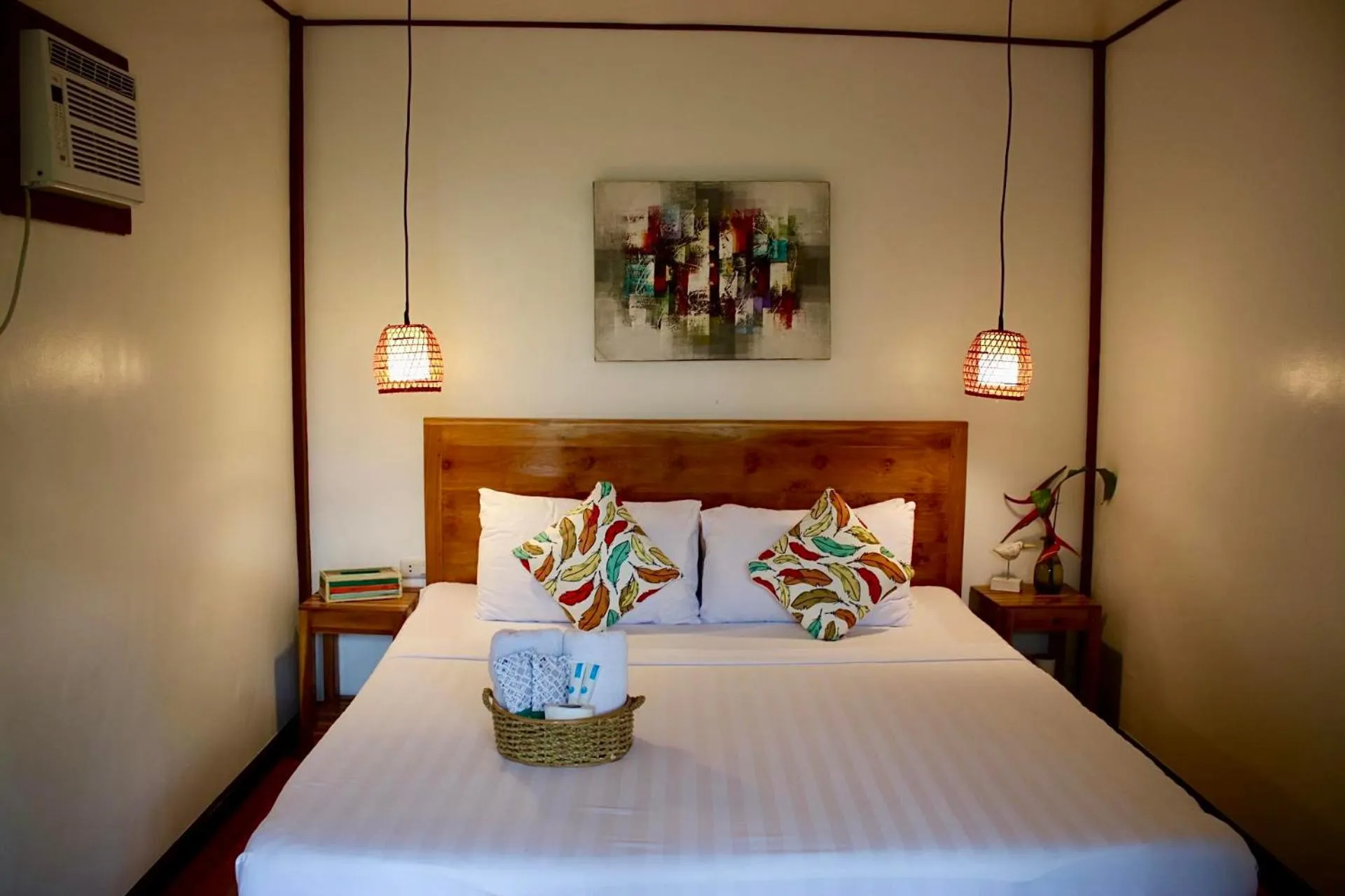 Photo of the whole room, Bed in Bella Athena Garden