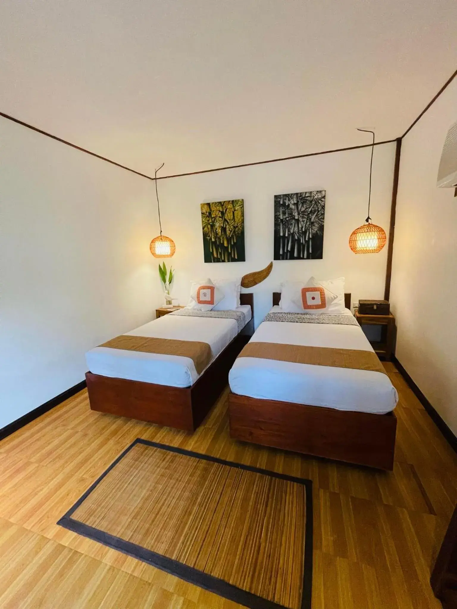 Family Room in Bella Athena Garden Family Room in Bella Athena Garden