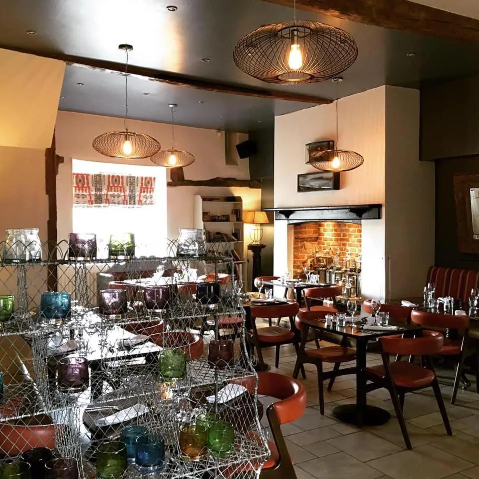 Restaurant/places to eat in Bank House