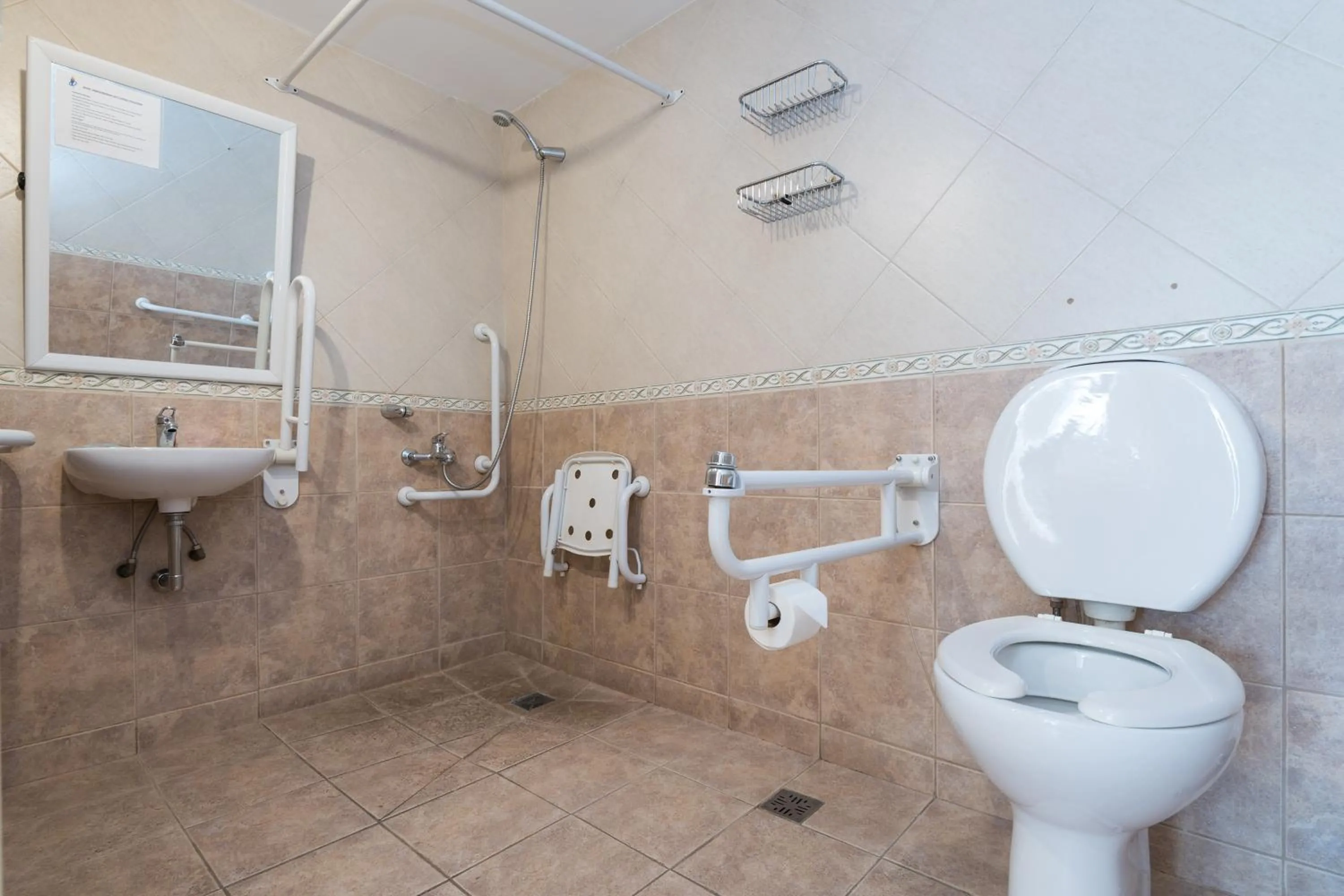 Bathroom in Apart Hotel Independencia - Luz y Fuerza Patagonia