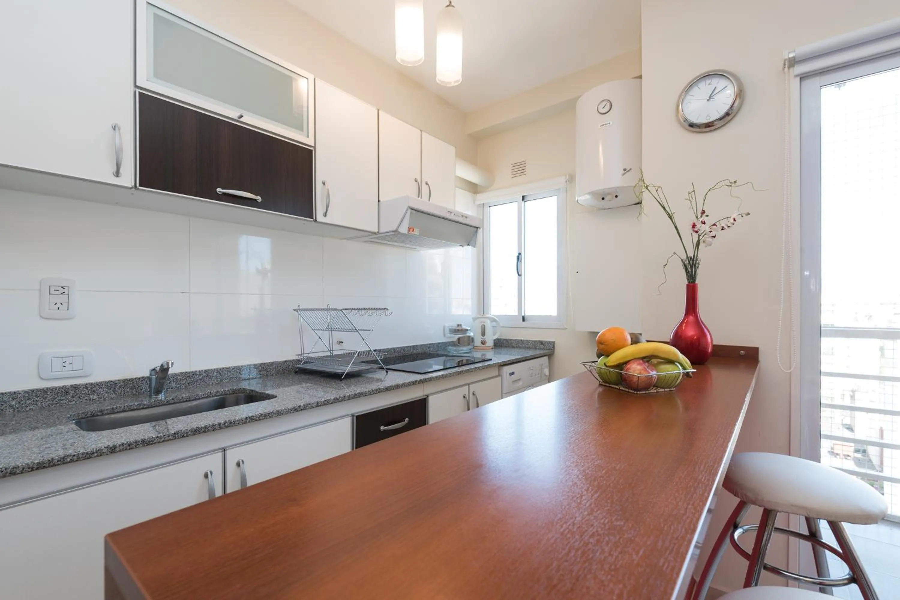 Kitchen or kitchenette in Apart Hotel Independencia - Luz y Fuerza Patagonia